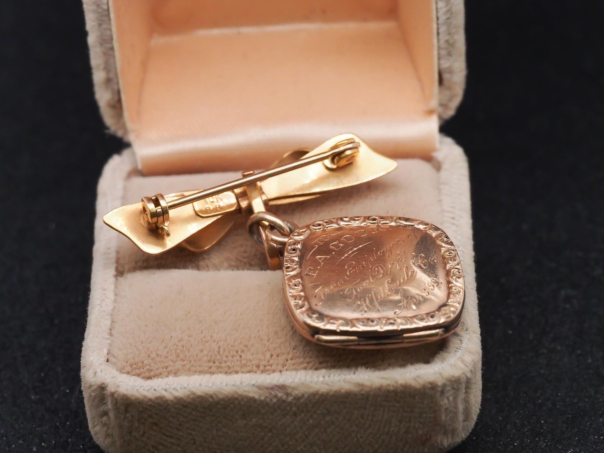 Circa 1899 10k Rose Gold Engraved Locket Pin - VHK#18