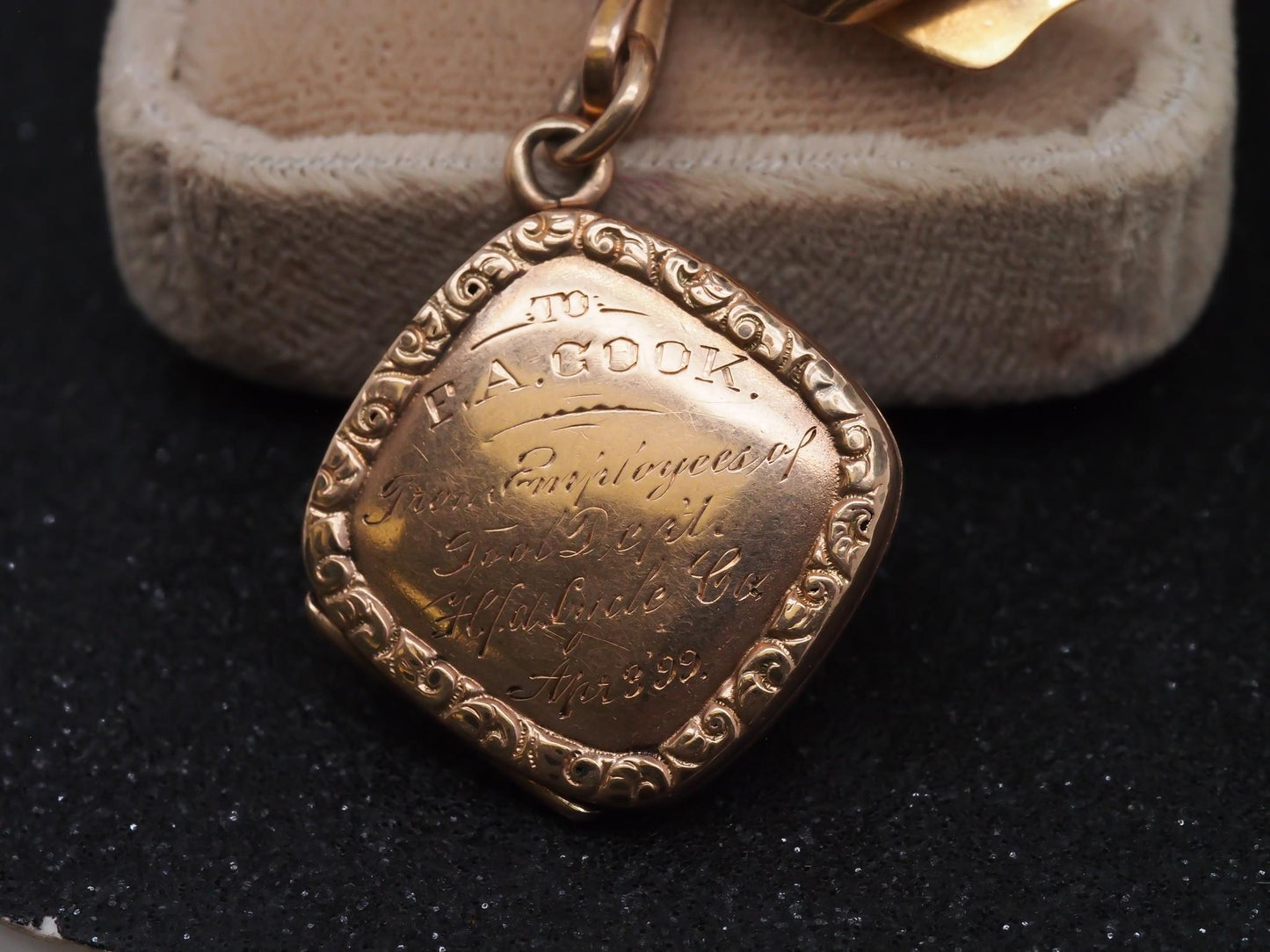 Circa 1899 10k Rose Gold Engraved Locket Pin - VHK#18