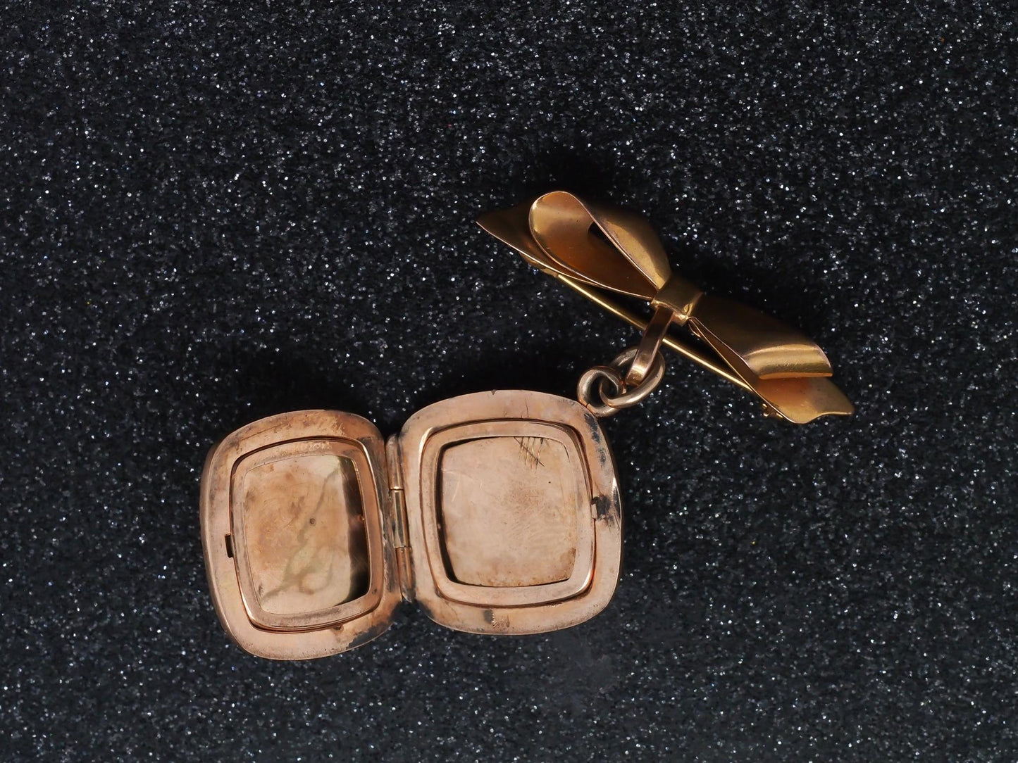 Circa 1899 10k Rose Gold Engraved Locket Pin - VHK#18