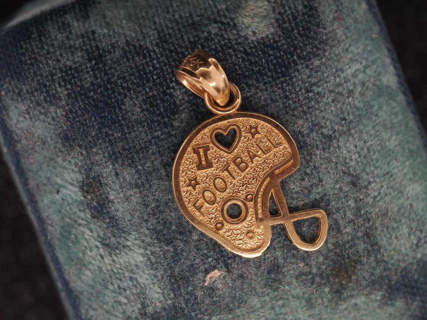14K Yellow Gold "I Hearth Football" Pendant - VHK#49