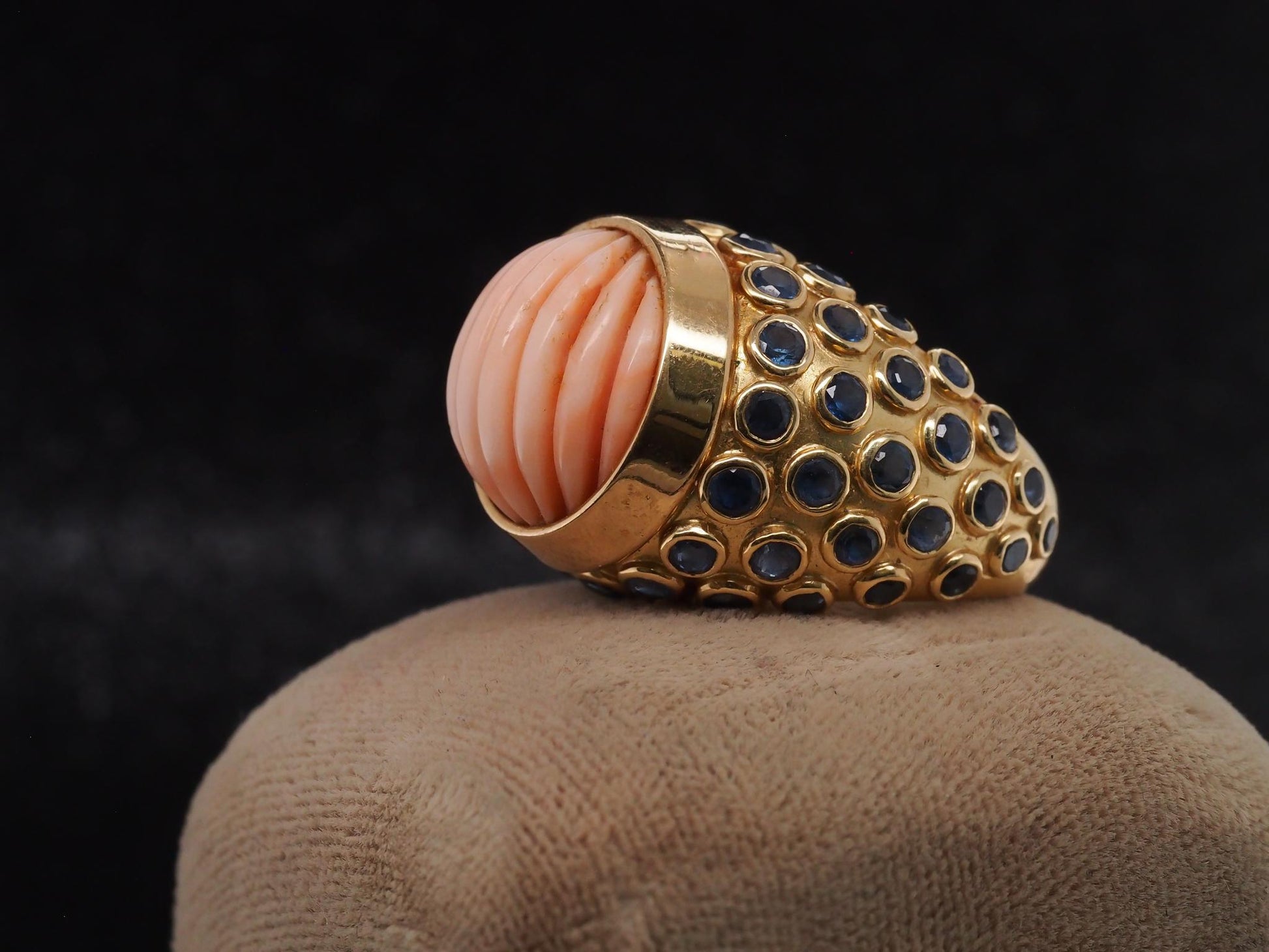 Estate French 18K Yellow Gold Henry Point Coral and Sapphire Ring - VHK#595b
