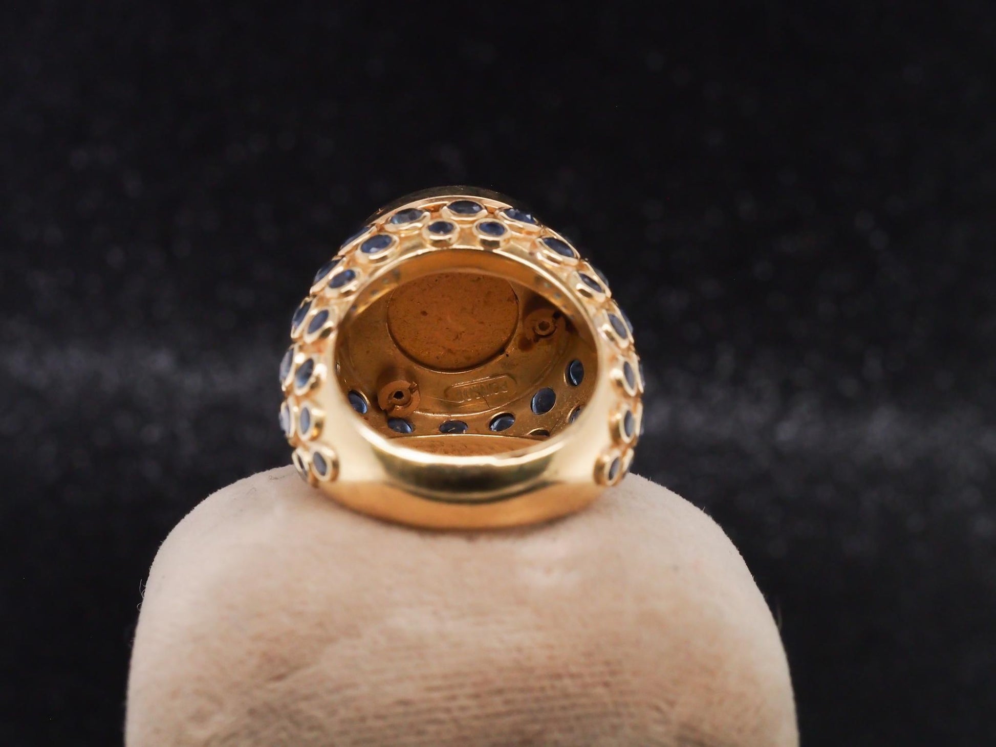 Estate French 18K Yellow Gold Henry Point Coral and Sapphire Ring - VHK#595b