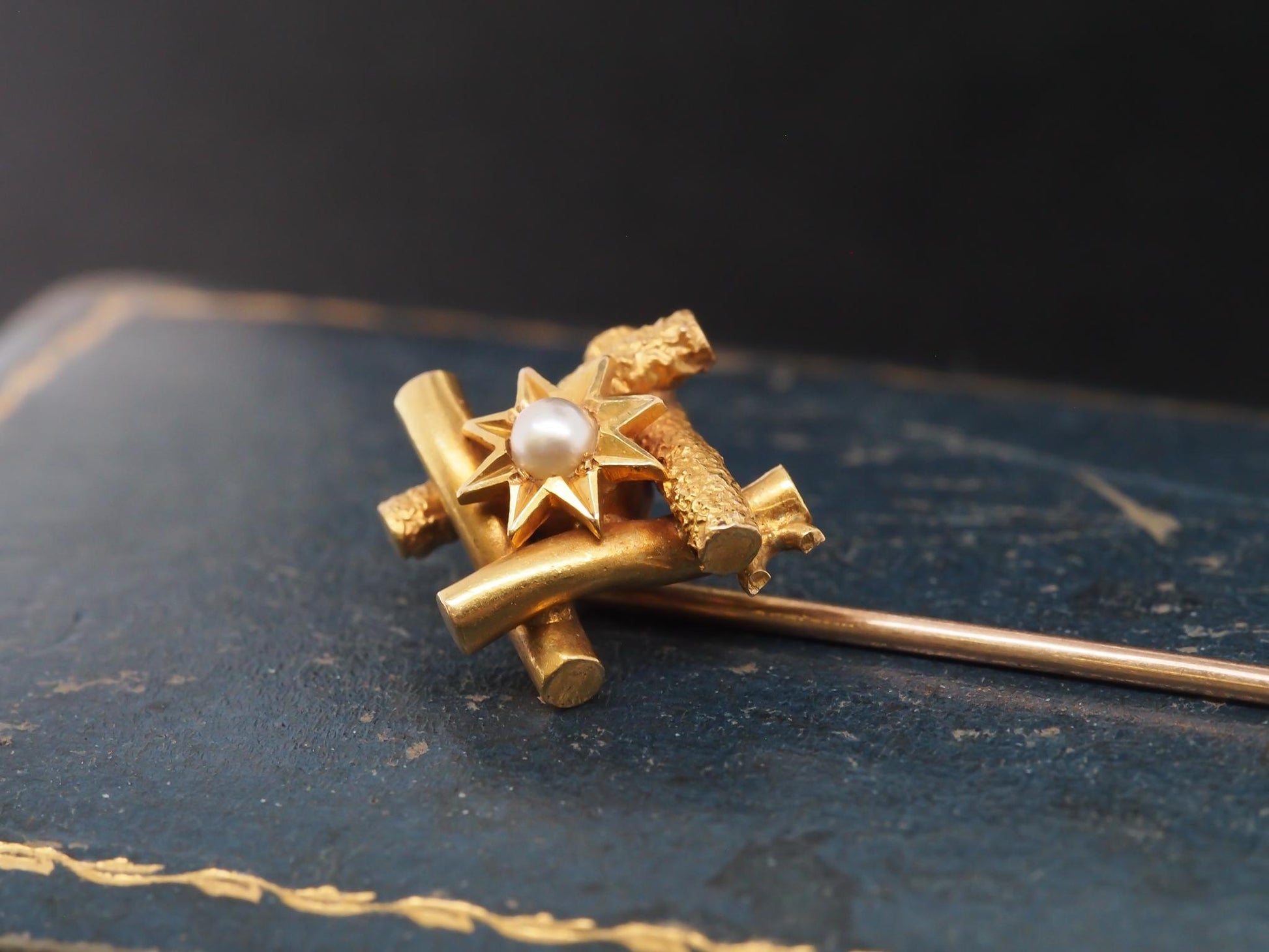 1920s 14K Yellow Gold Pearl Geometric Stick Pin - VHK#64
