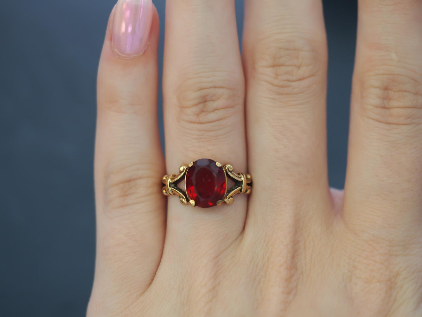 10k Honora Vintage Red Stone Floral Design Ring - VHK#59