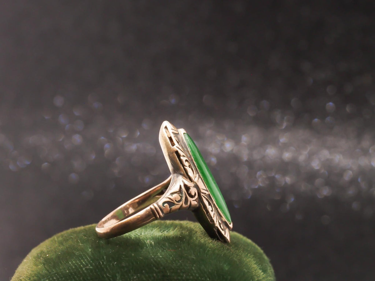 Circa 1930s 9K Yellow Gold Jade Nanette Shape Ring - VHK#105