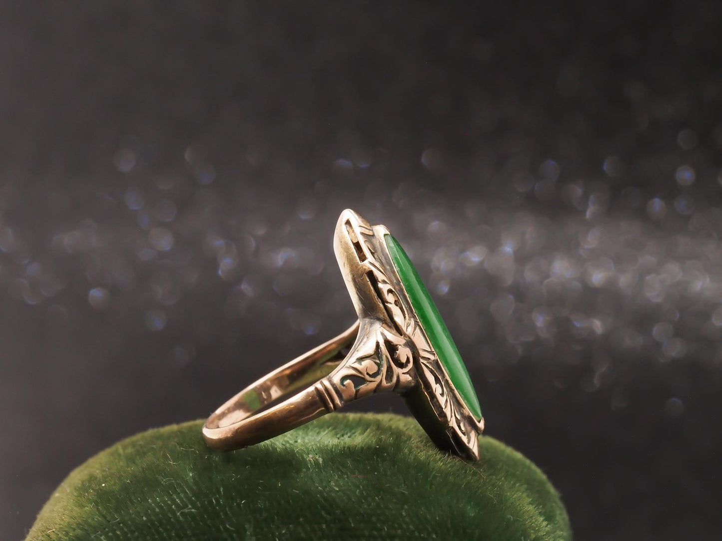 Circa 1930s 9K Yellow Gold Jade Nanette Shape Ring - VHK#105