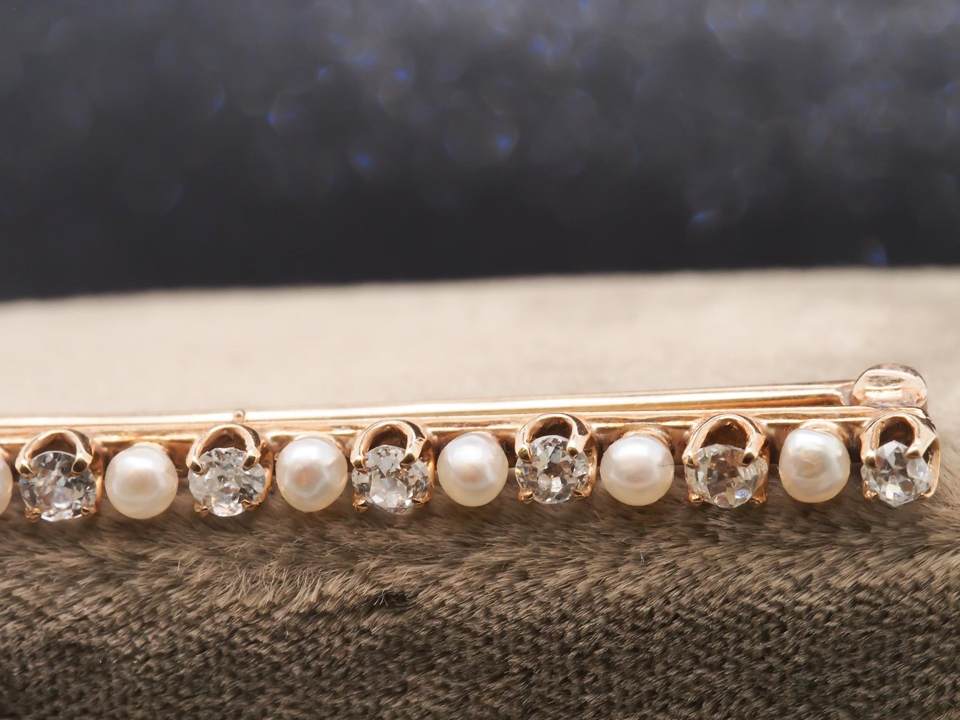 Circa 1900s 14K Yellow Gold Pearl & Old Miner Diamond Bar Pin - VHK#103