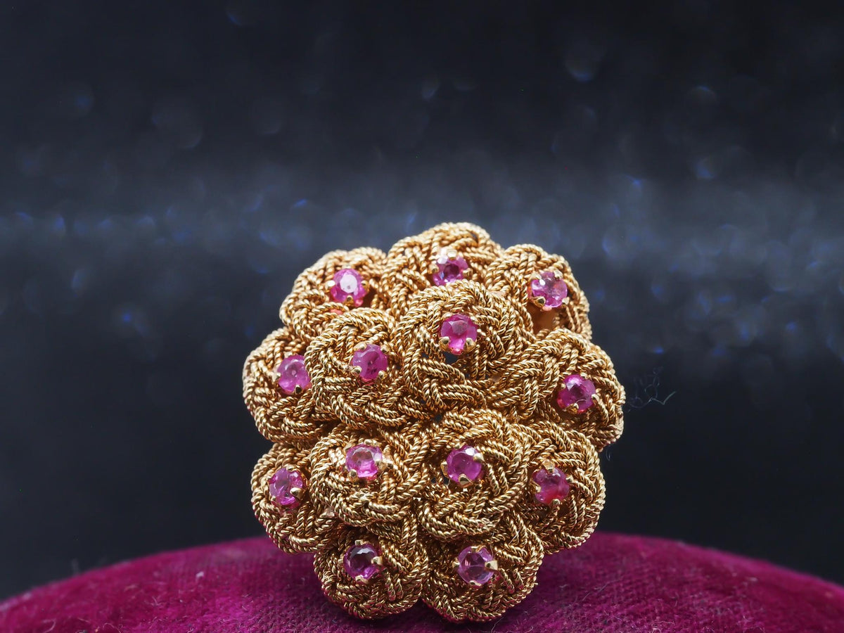1980s Retro 18 Karat Yellow Gold Ruby Cocktail Ring - VHK#90