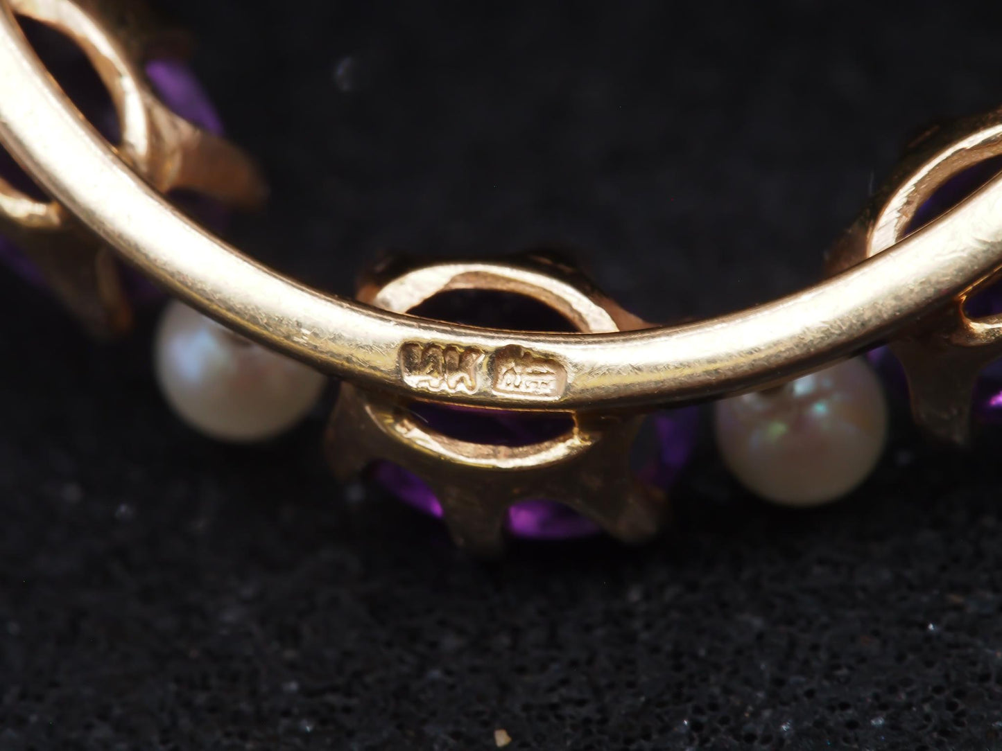 14K Yellow Gold Amethyst & Pearl Circle Brooch Pin - VHK#89