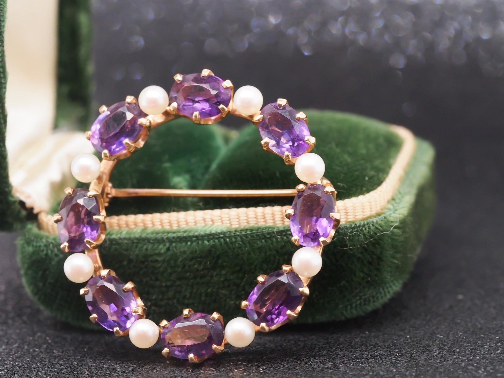14K Yellow Gold Amethyst & Pearl Circle Brooch Pin - VHK#89