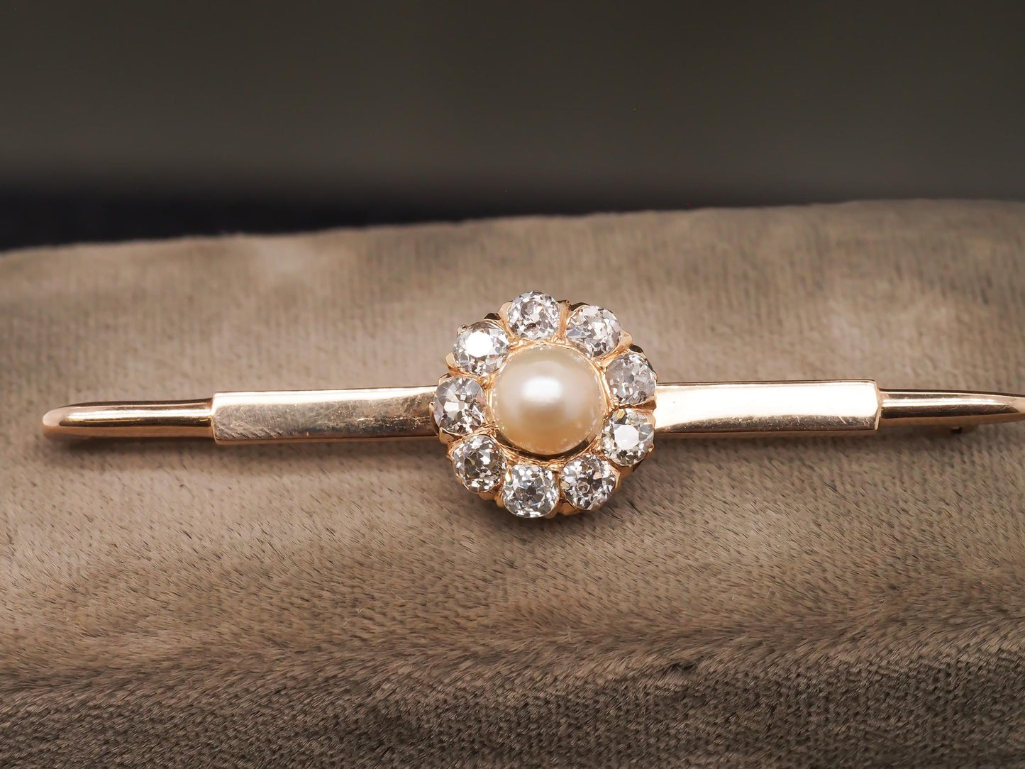 Vintage 14k Yellow Gold Brilliant Old Mine Diamond and Pearl Pin/Brooch - VHK#79