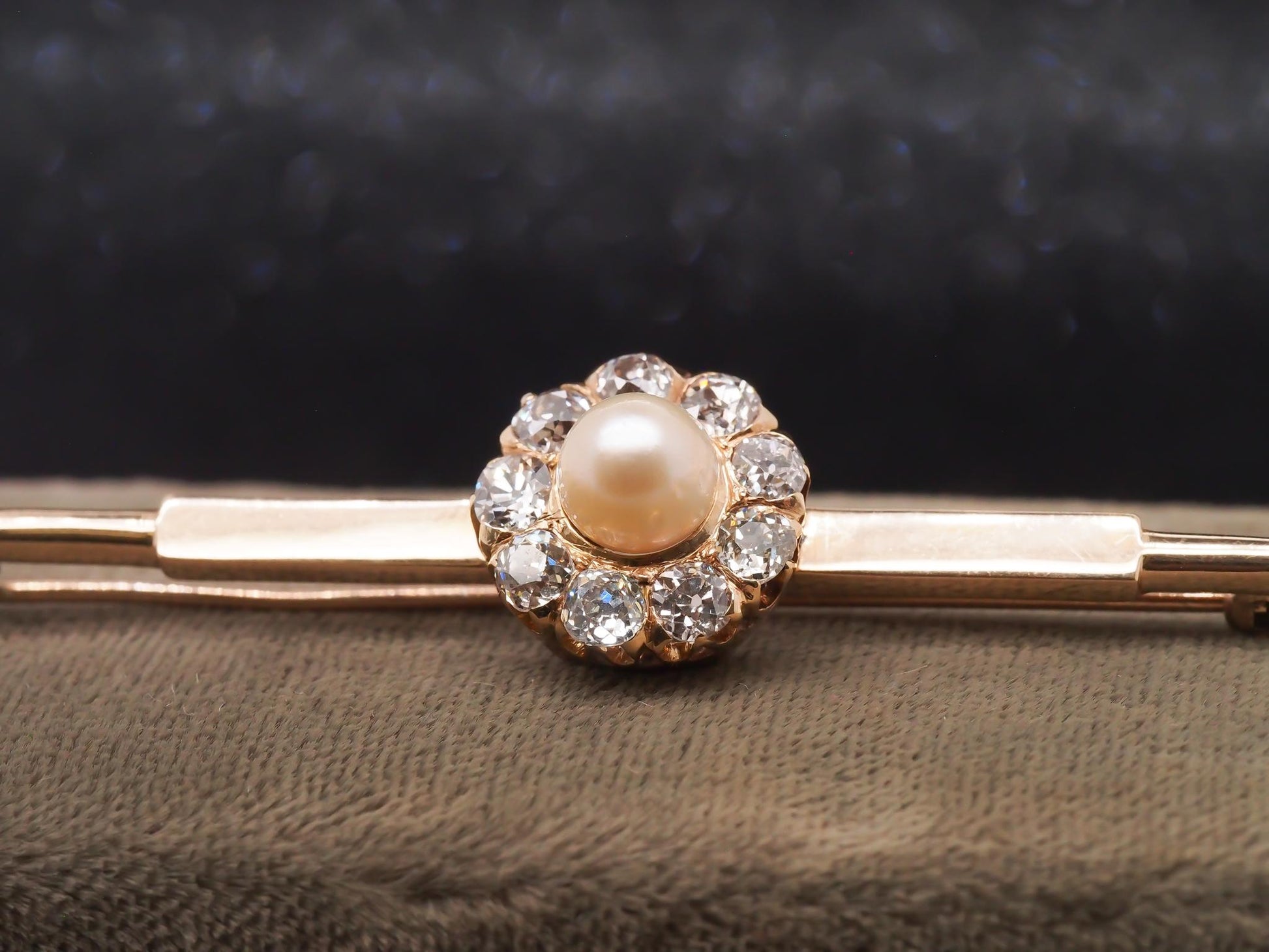 Vintage 14k Yellow Gold Brilliant Old Mine Diamond and Pearl Pin/Brooch - VHK#79