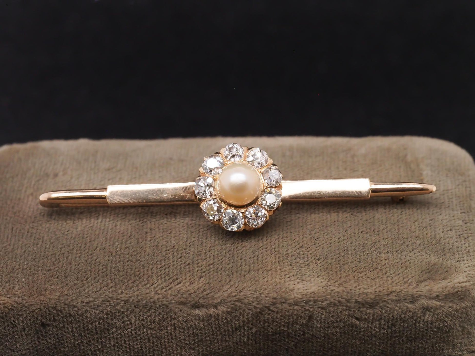 Vintage 14k Yellow Gold Brilliant Old Mine Diamond and Pearl Pin/Brooch - VHK#79
