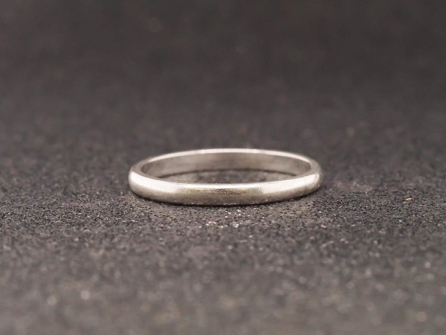 Platinum Art Deco 1930s Classic Wedding Band - VHK#134