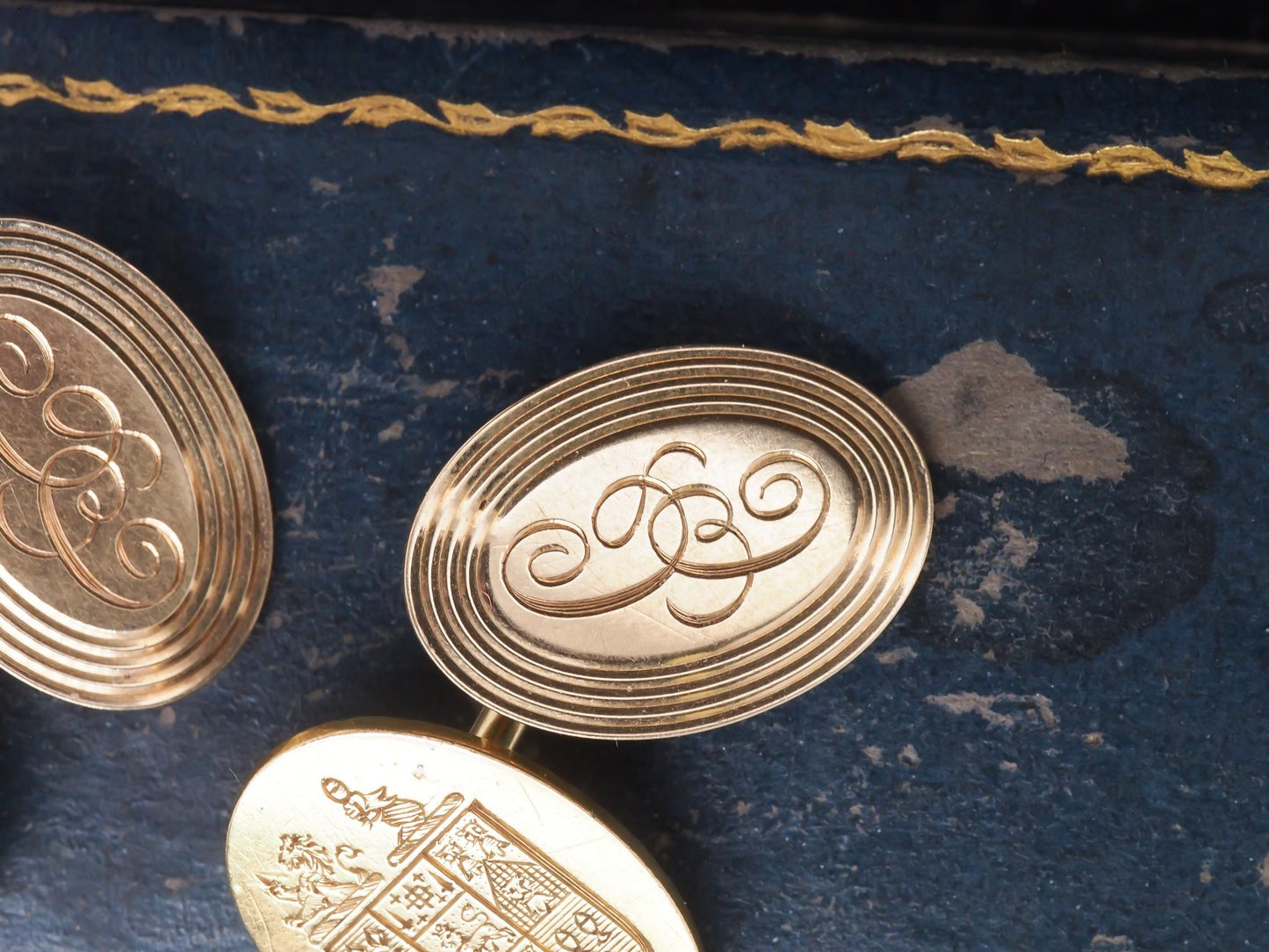 1920s 14K Yellow Gold Royal Shield Tiffany & Co Cufflinks - VHK#122a