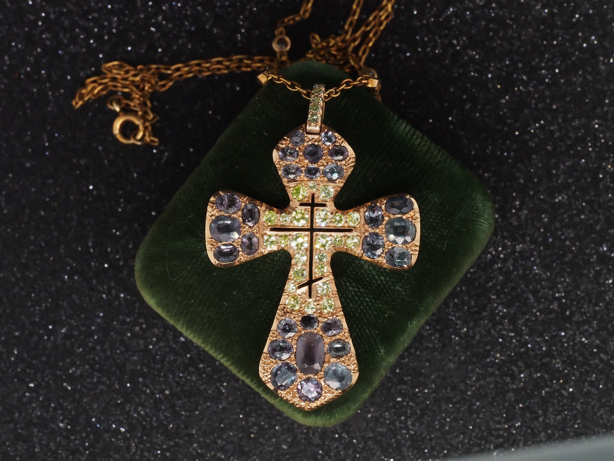 14K Yellow Gold 4.00cttw. Old Mine Brilliant/Antique Cushion Alexandrite Necklace - VHK#175