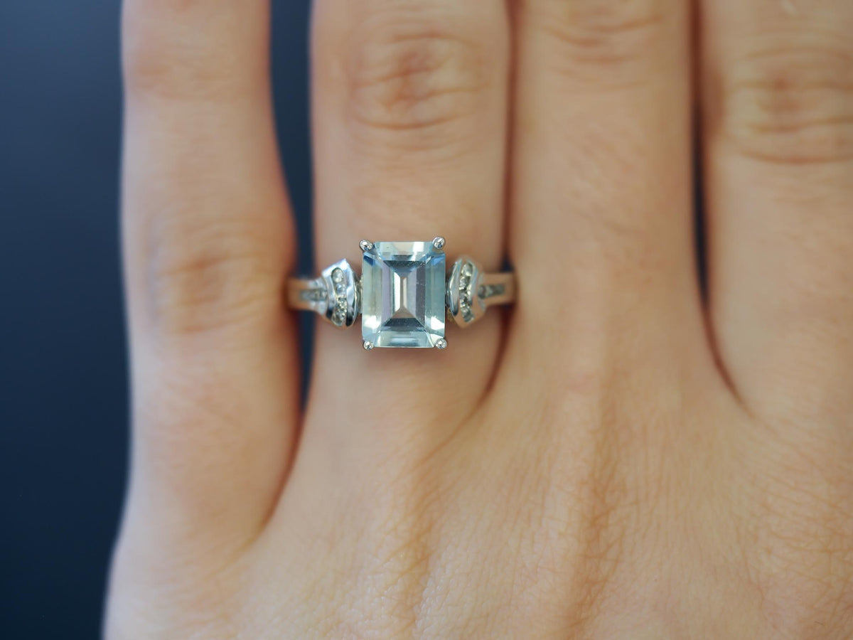 14k White Gold Aquamarine and Diamond Engagement Ring - VHK#235