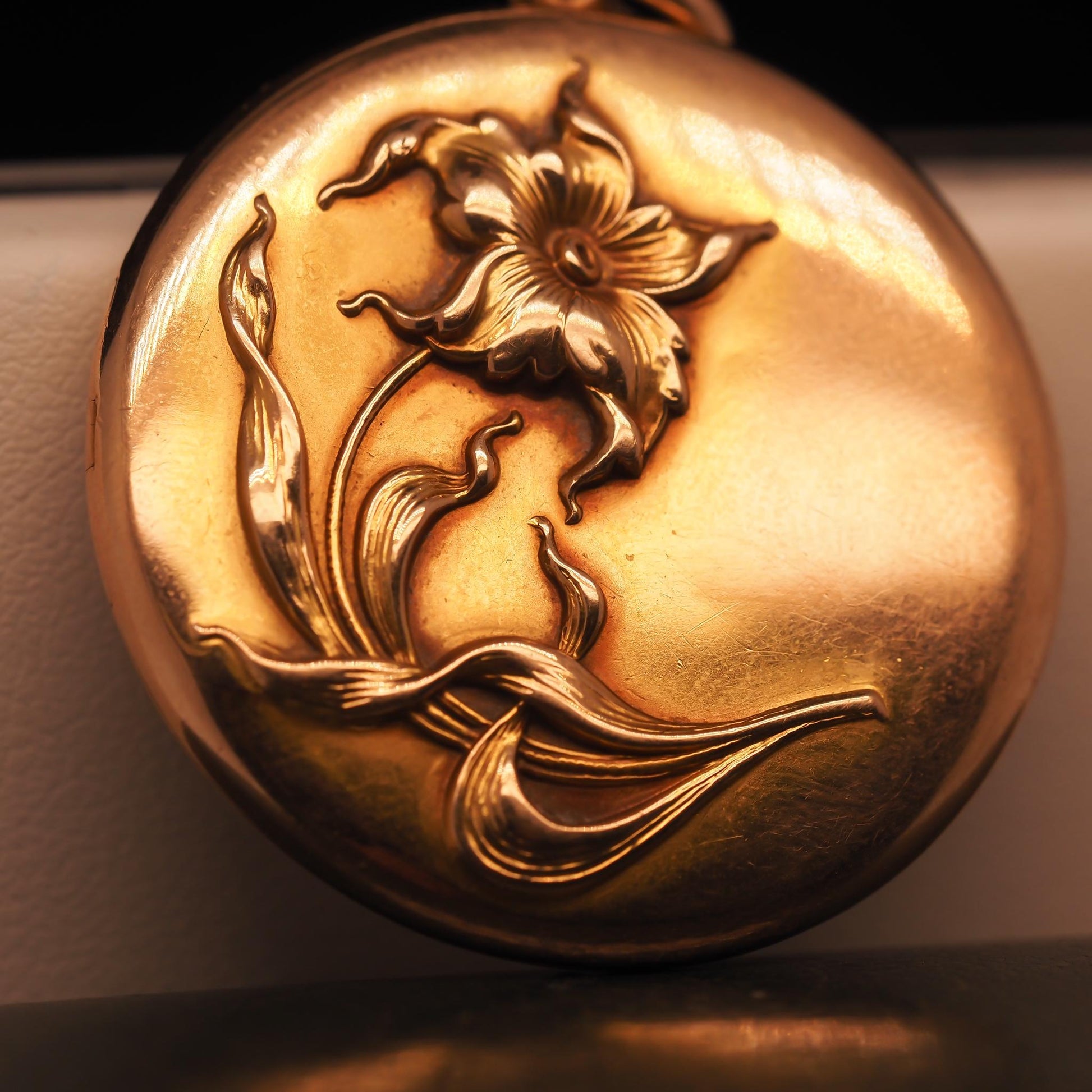 14K Yellow Gold Art Nouveau Floral Locket and Pendant - VHK#689
