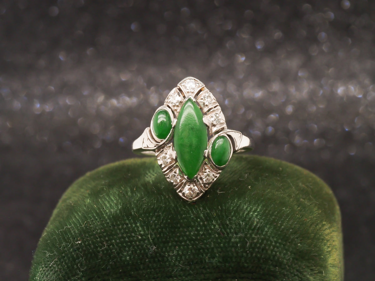 1940s Platinum Art Deco Jade and Diamond Ring - VHK#208