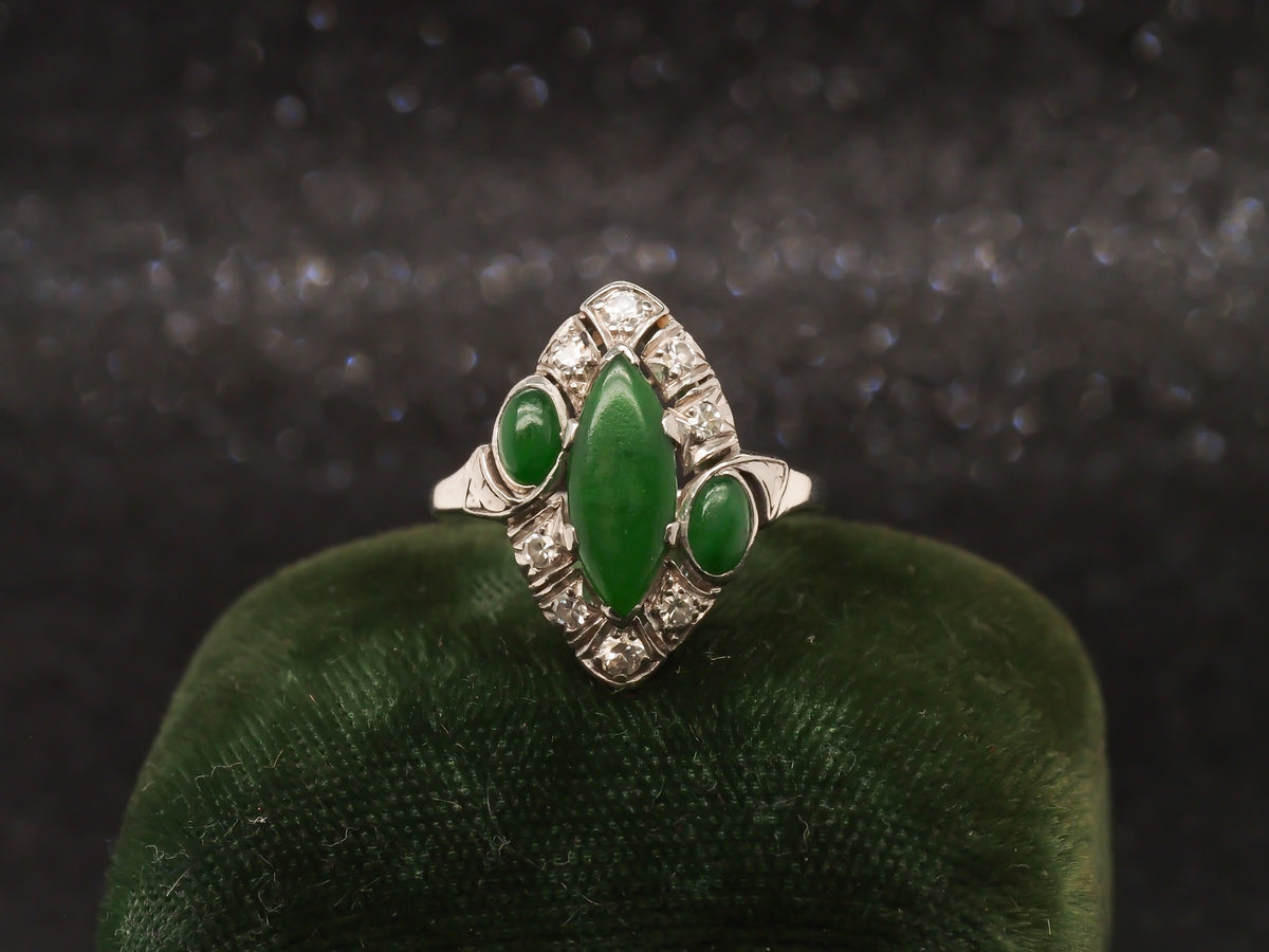 1940s Platinum Art Deco Jade and Diamond Ring - VHK#208