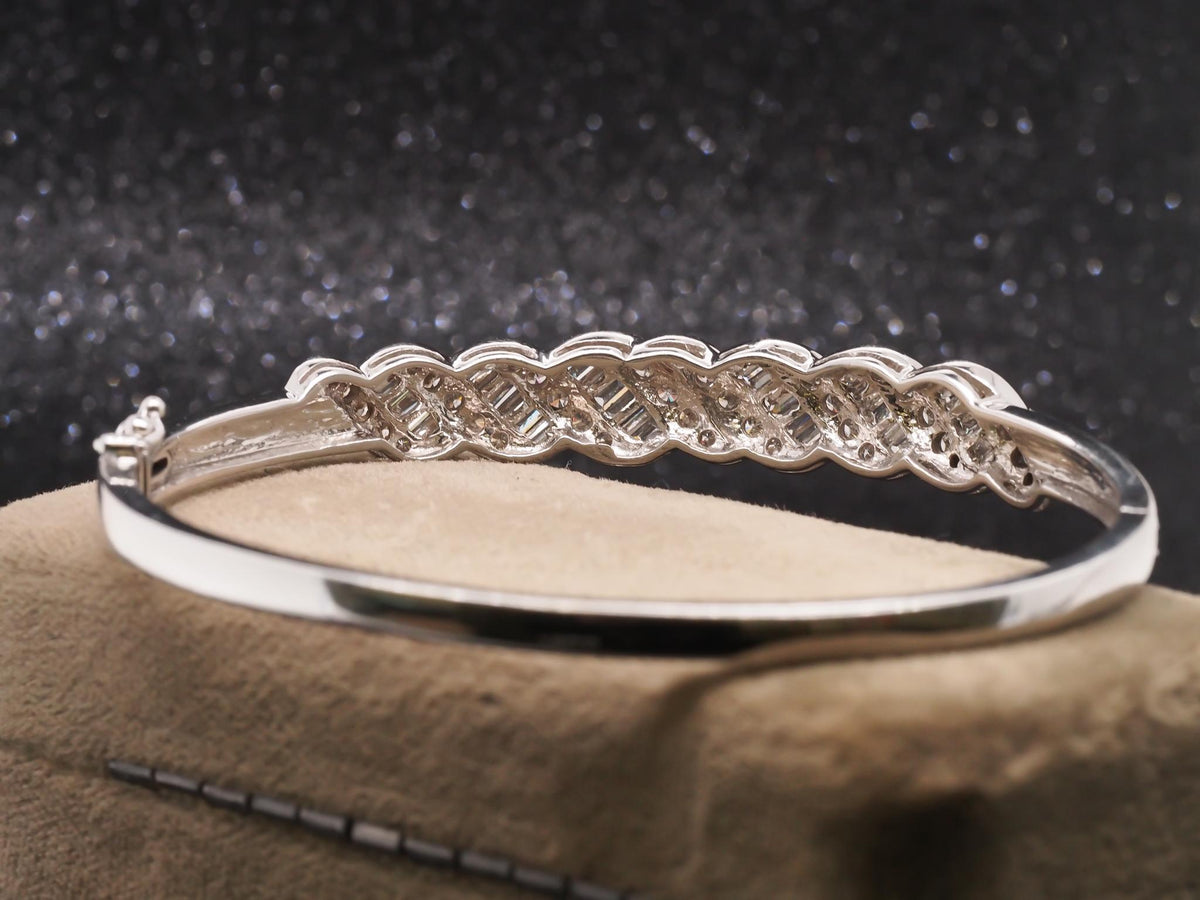 14k White Gold 3.50 Carat Diamond Bangle Bracelet - VHK#277
