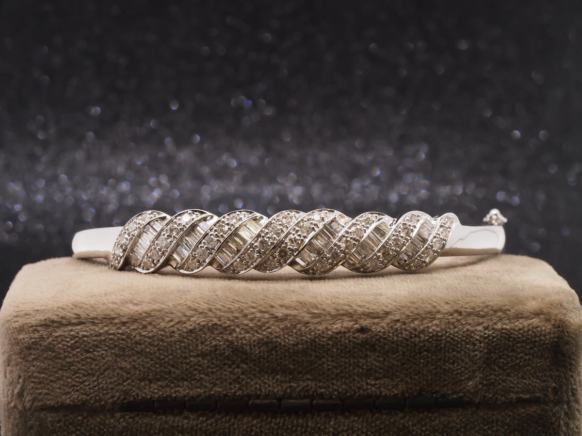 14k White Gold 3.50 Carat Diamond Bangle Bracelet - VHK#277
