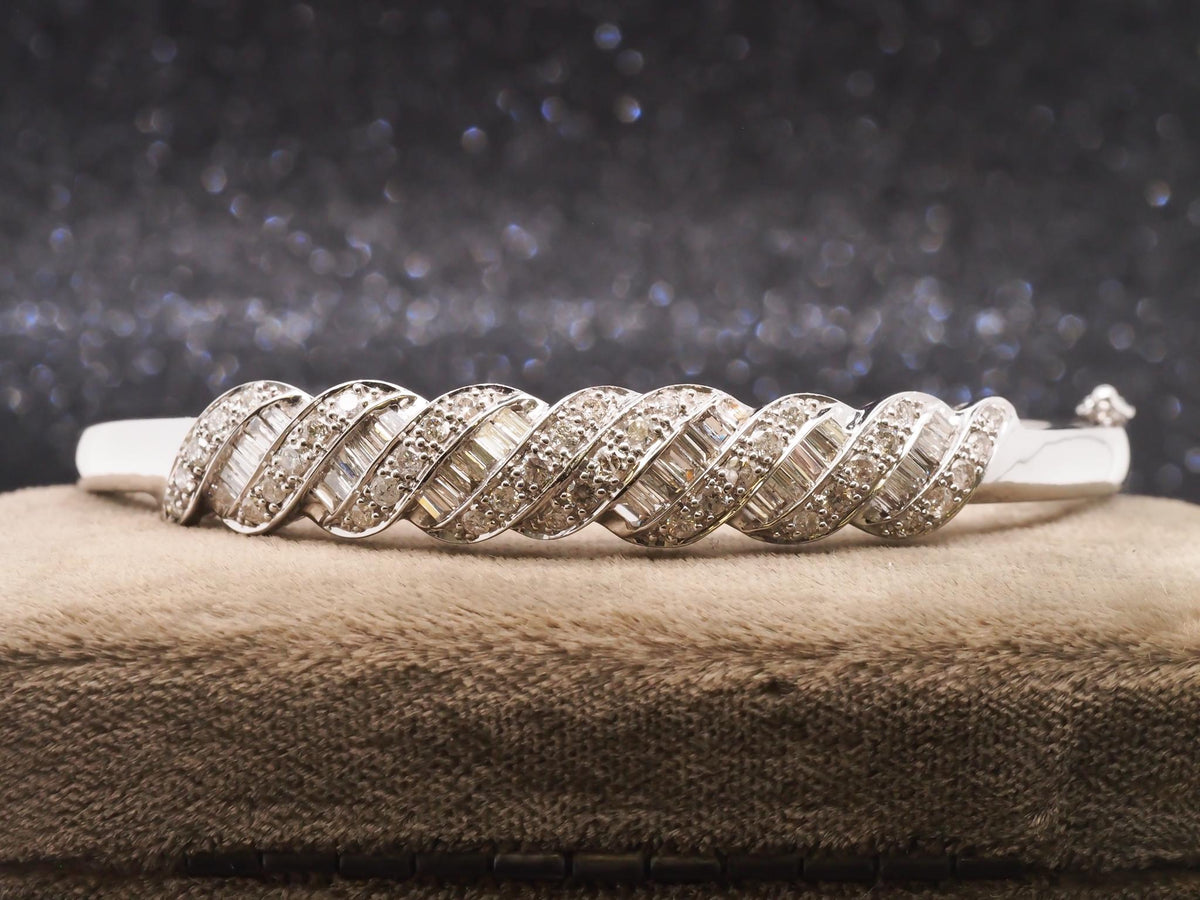 14k White Gold 3.50 Carat Diamond Bangle Bracelet - VHK#277