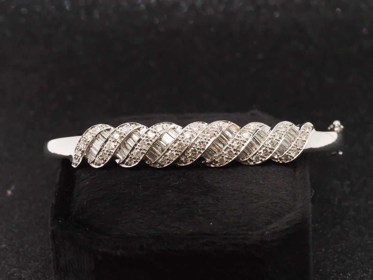 14k White Gold 3.50 Carat Diamond Bangle Bracelet - VHK#277