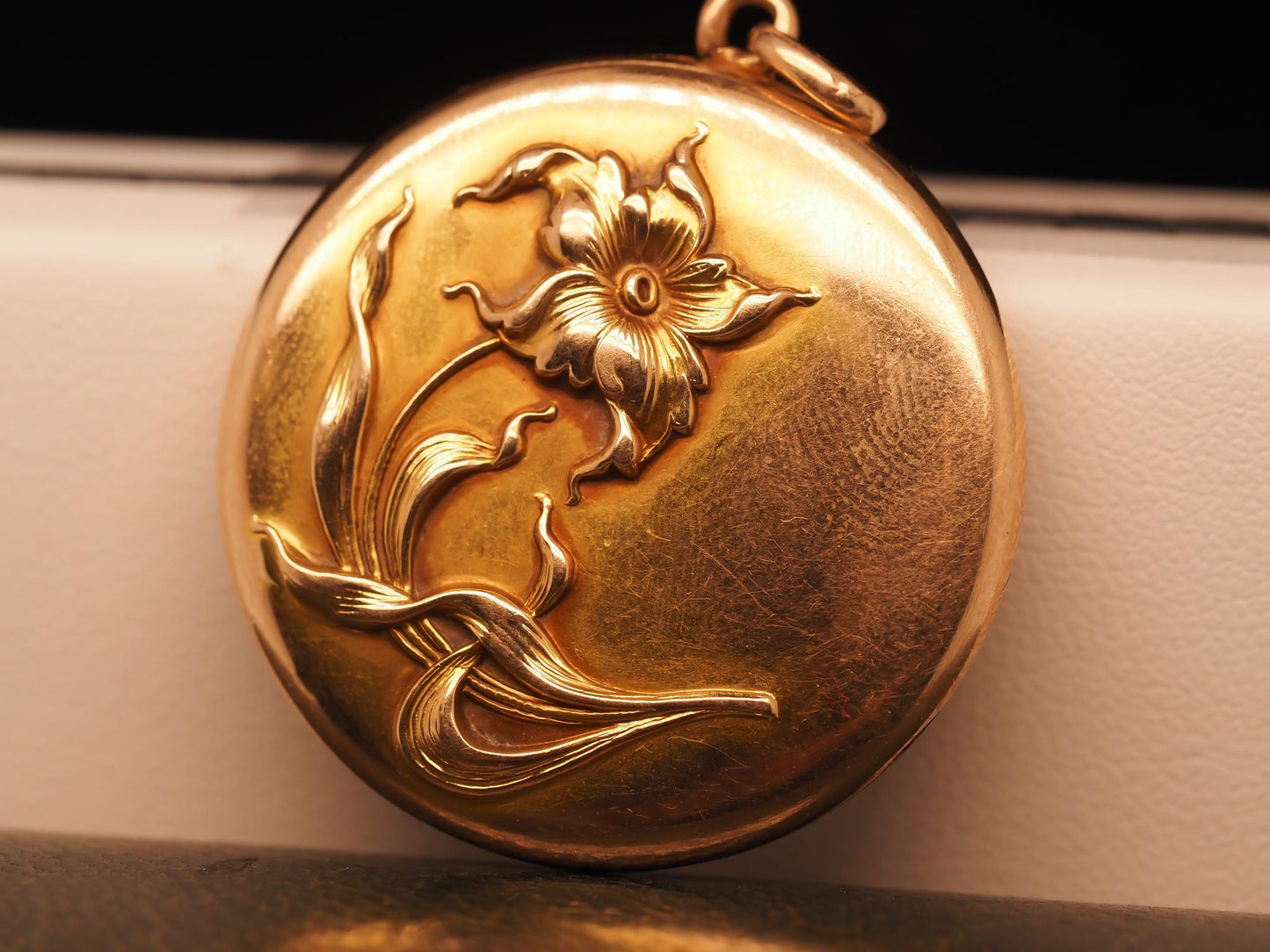 14K Yellow Gold Art Nouveau Floral Locket and Pendant - VHK#689