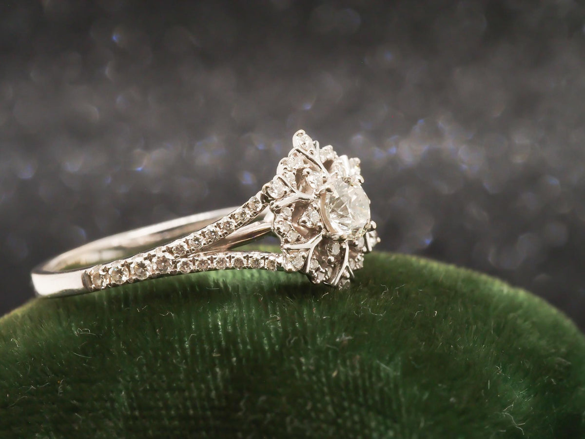 14K White Gold Diamond Engagement Ring - VHK#272