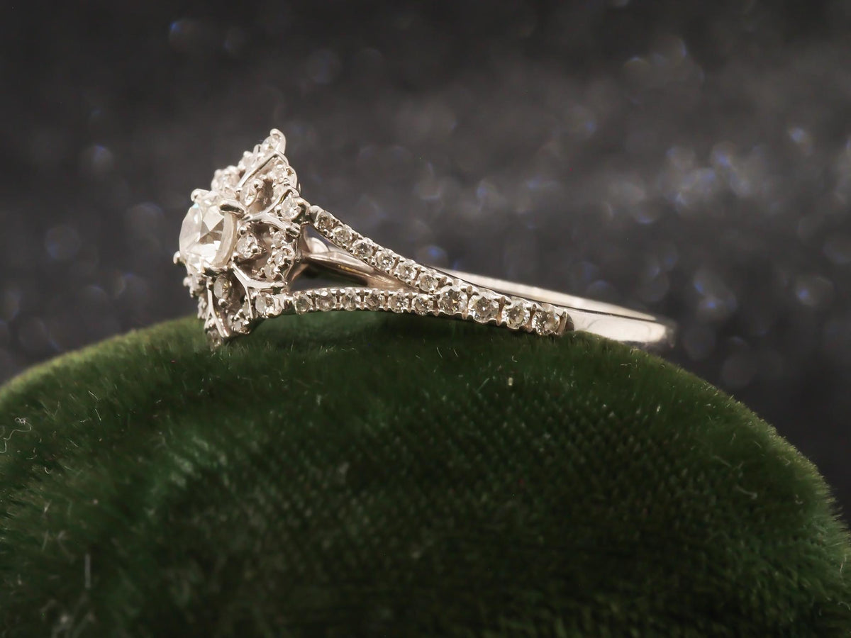 14K White Gold Diamond Engagement Ring - VHK#272