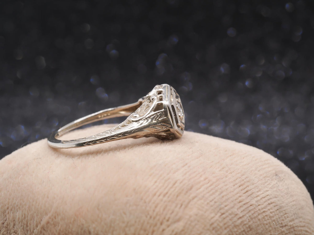 1940s 18k White Gold Old European Cut Diamond Engagement Ring - VHK#258