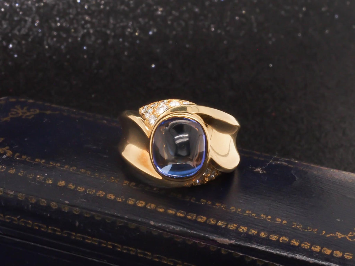 Estate 18K Yellow Gold Tanzanite Sugarloaf Cabochon and Diamond Ring - VHK#336c