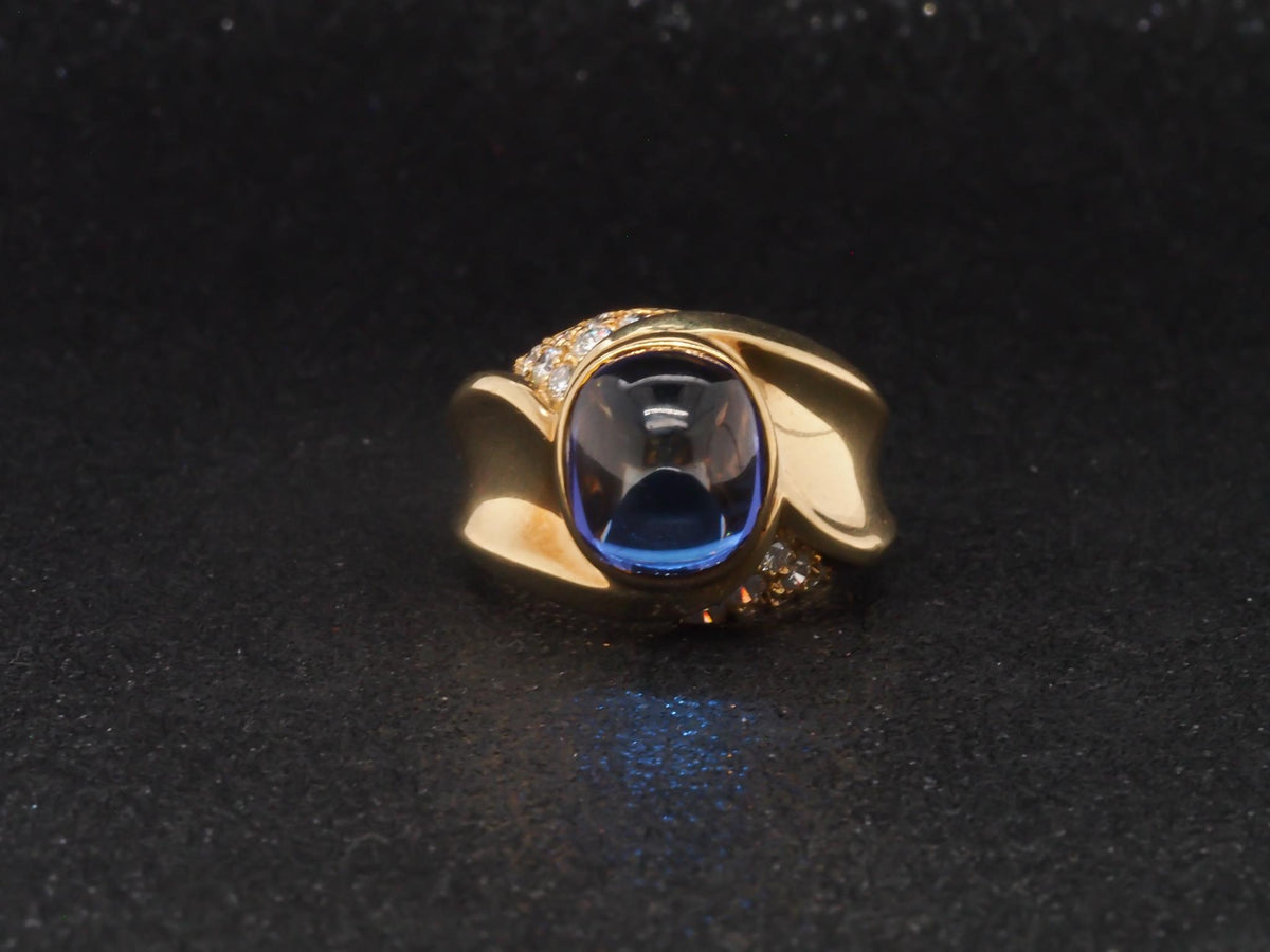 Estate 18K Yellow Gold Tanzanite Sugarloaf Cabochon and Diamond Ring - VHK#336c