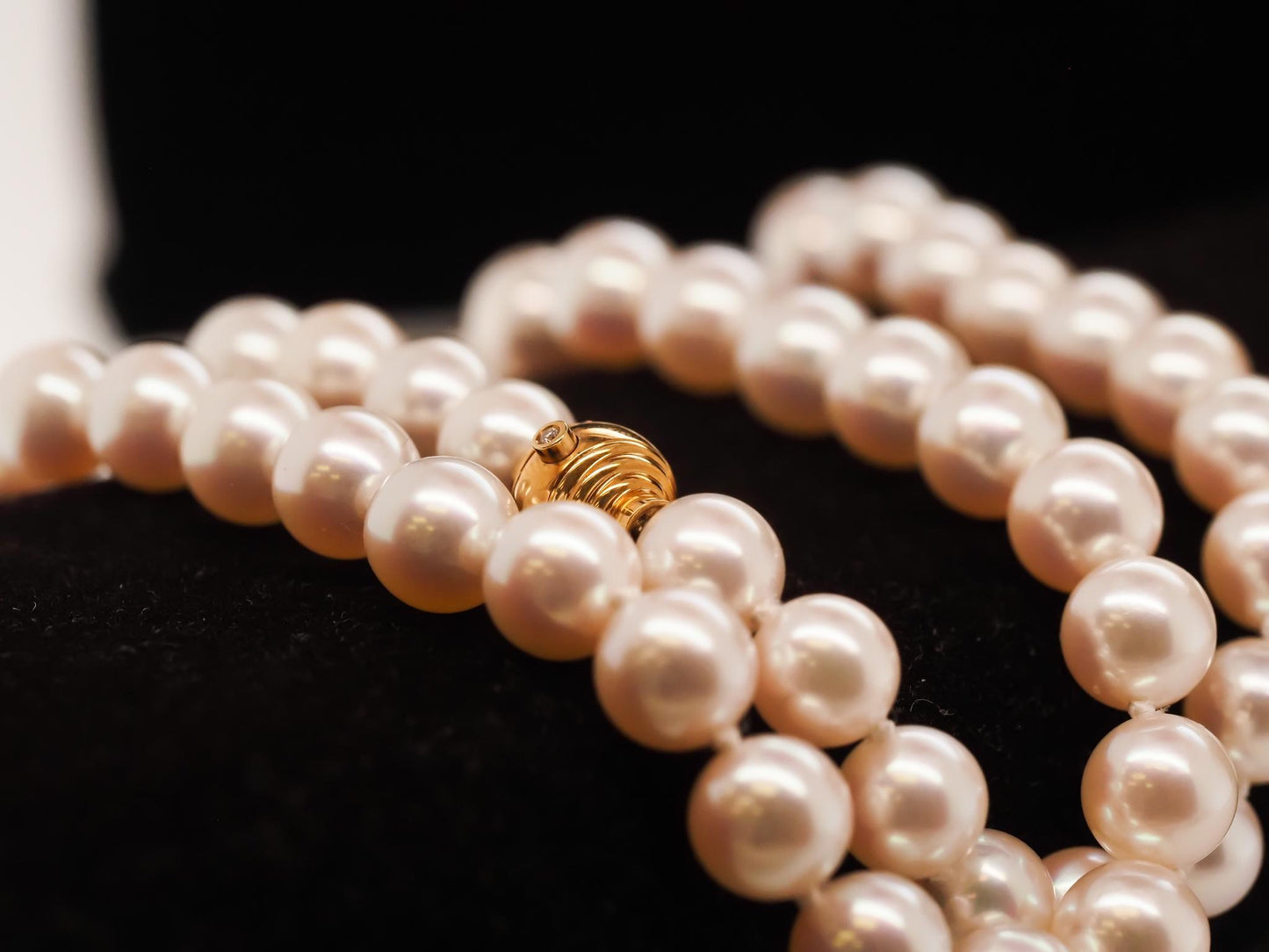18K Yellow Gold and Diamond Regal Elegance 7.4mm Pearl Necklace - VHK#704