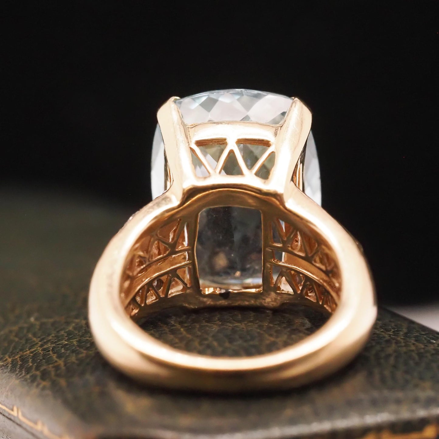 14K Yellow Gold 15ct Checkerboard Aquamarine and Diamond Baguette Diamond Ring -