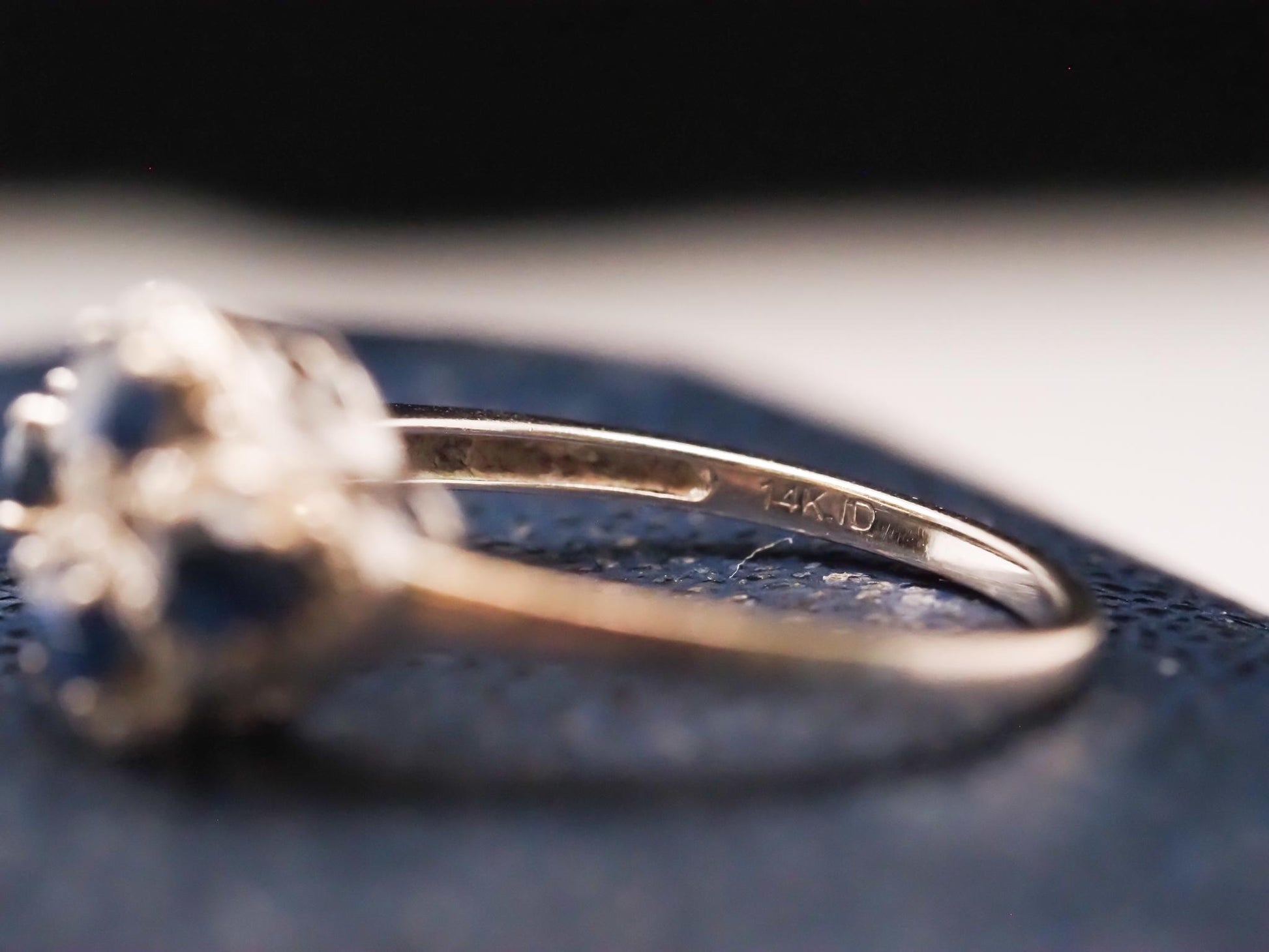 14K White Gold Diamond and Sapphire Ring - VHK#709