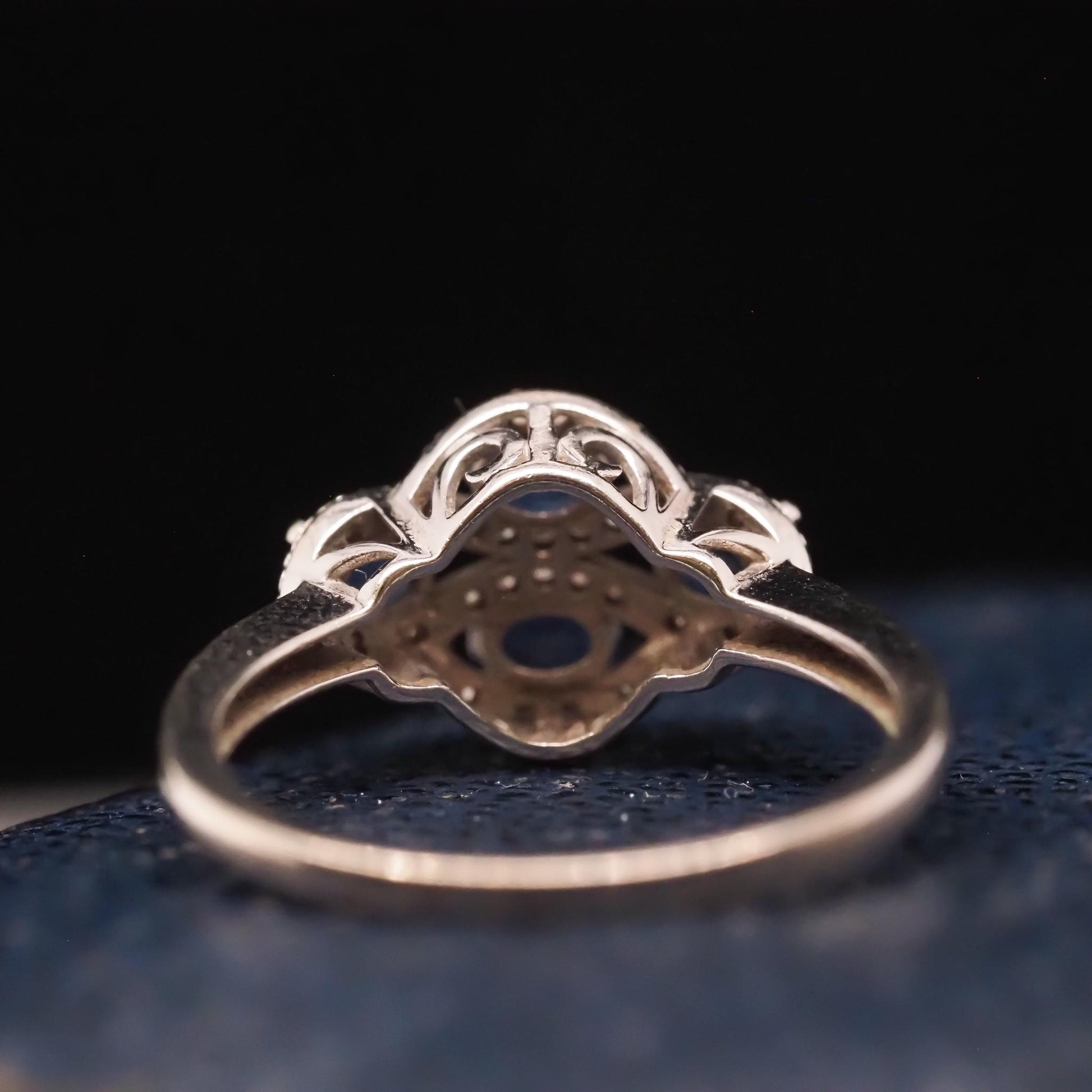 14K White Gold Diamond and Sapphire Ring - VHK#709