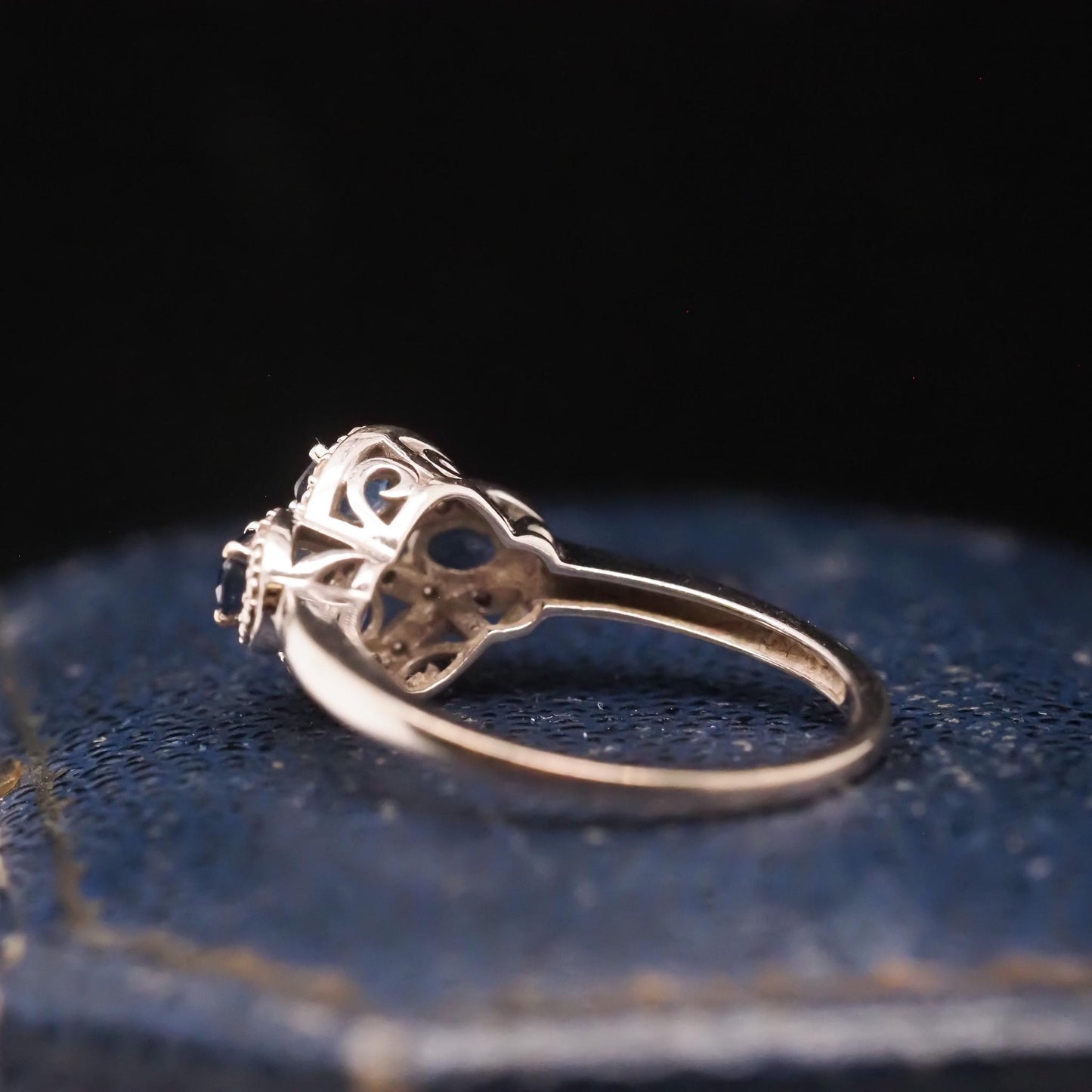 14K White Gold Diamond and Sapphire Ring - VHK#709
