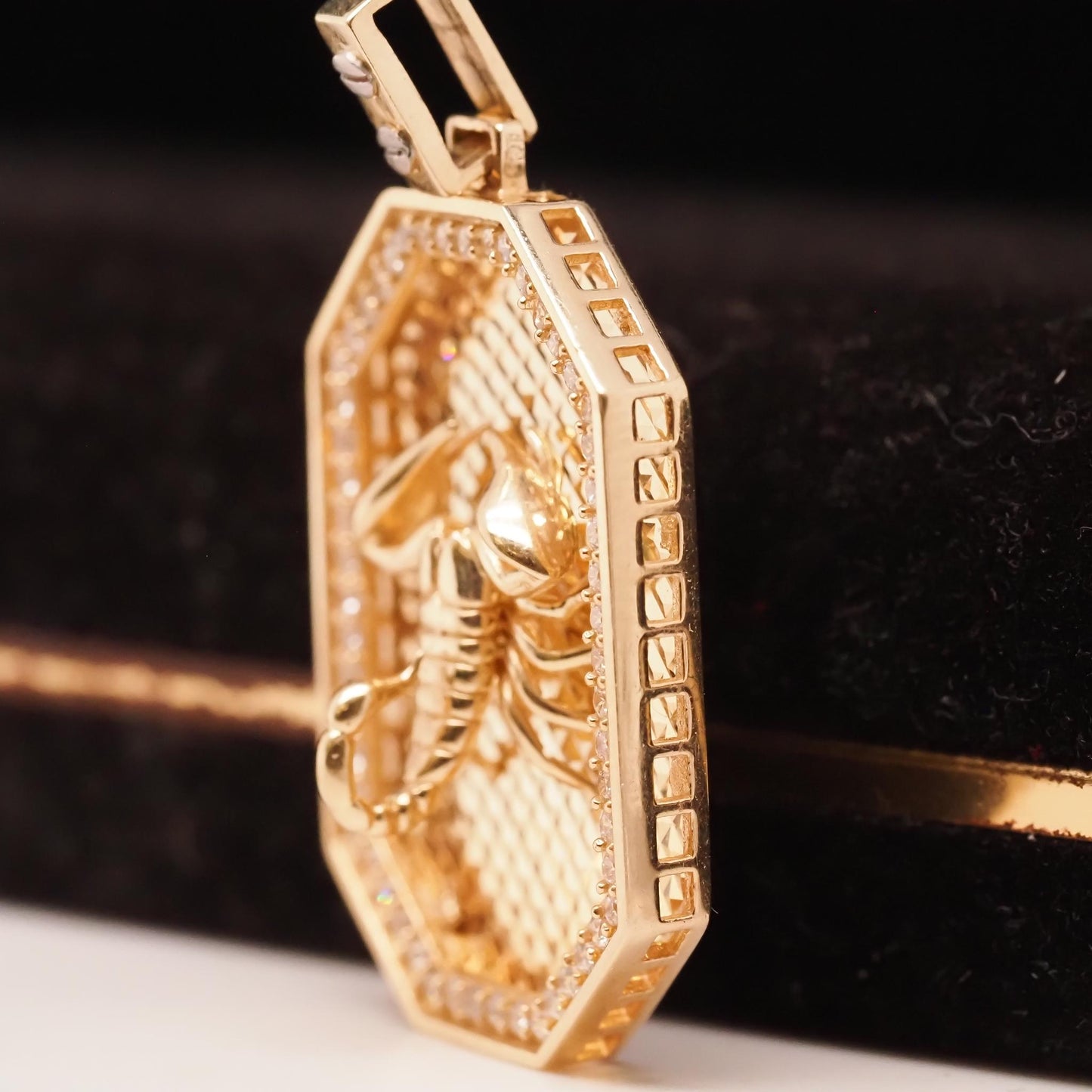 14K Yellow Gold Scorpion Diamond Pendant - VHK#711