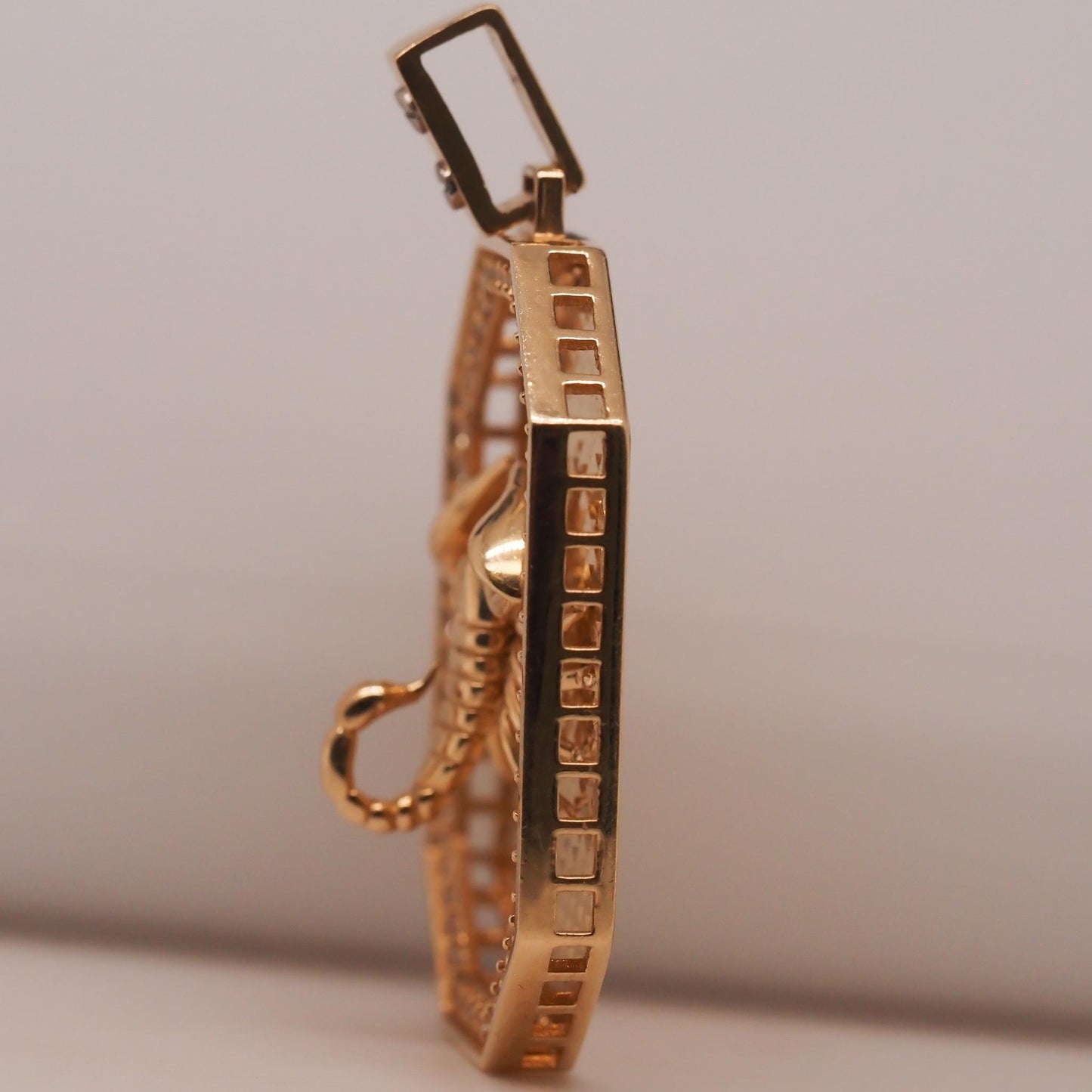 14K Yellow Gold Scorpion Diamond Pendant - VHK#711