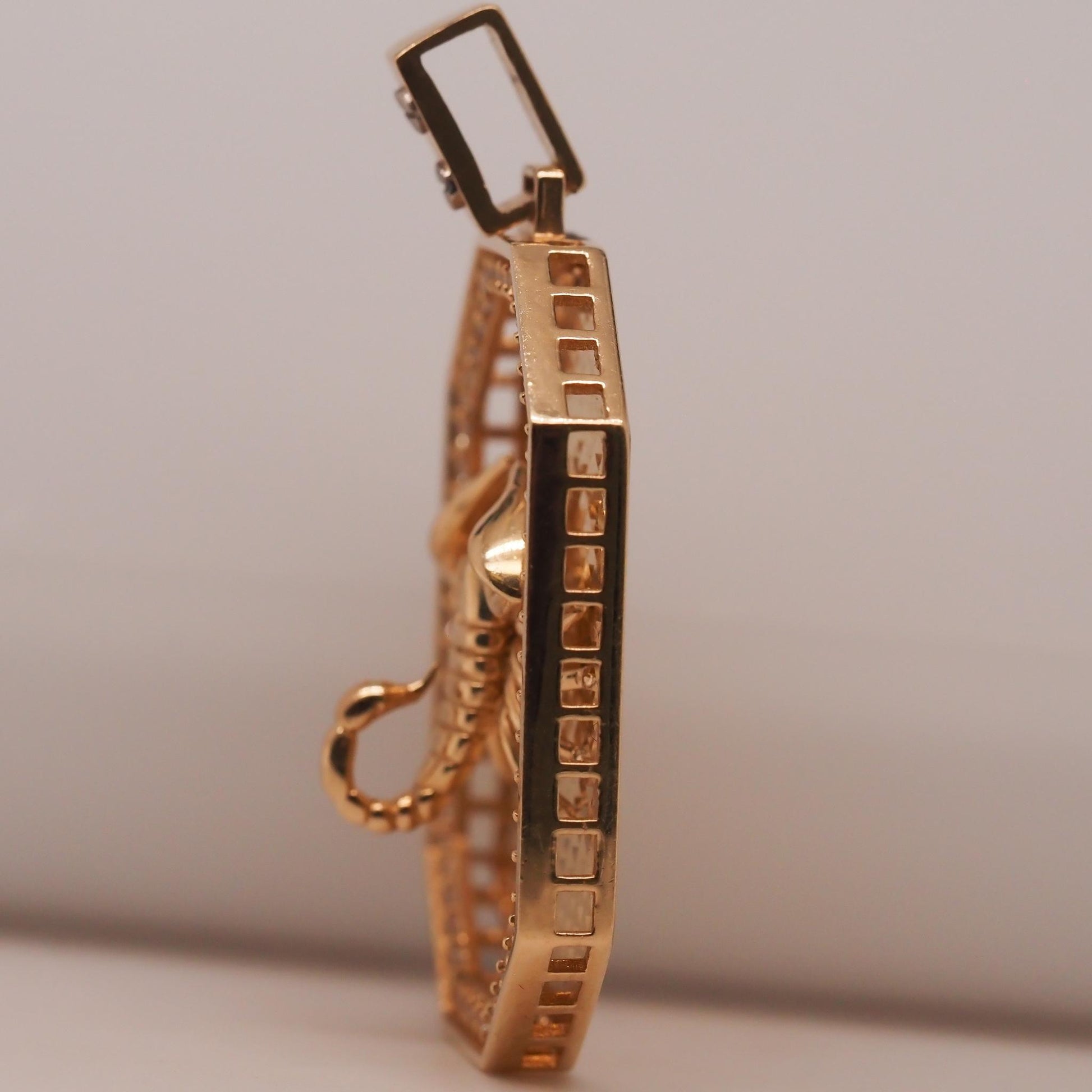 14K Yellow Gold Scorpion Diamond Pendant - VHK#711