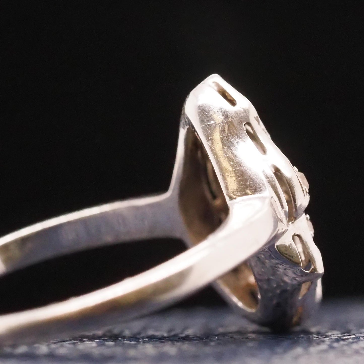14K White Gold Art Deco Diamond and Sapphire Ring - VHK#724