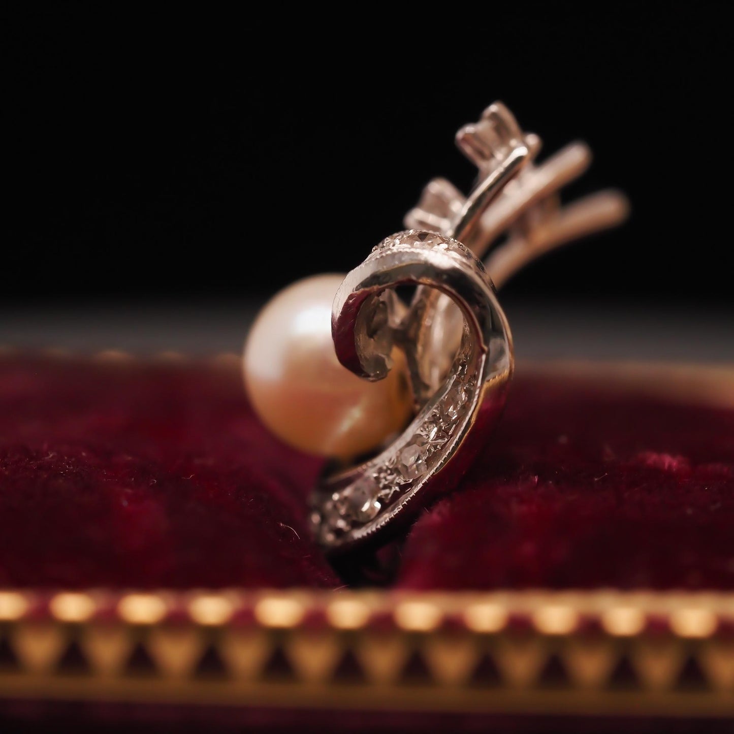 Vintage 14K White Gold Pearl and Diamond Pendant - VHK#623a