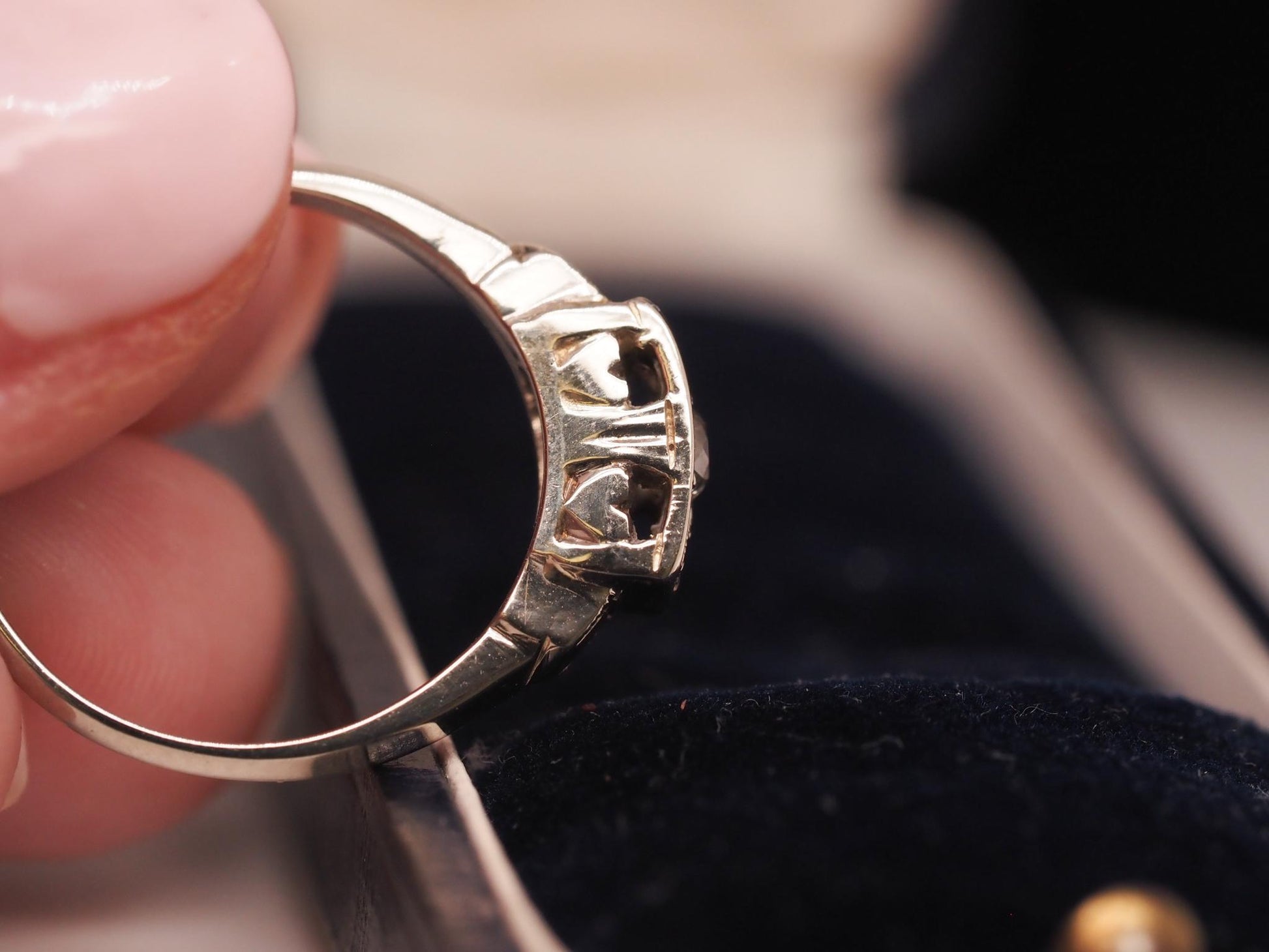 14K White Gold Art Deco Old Mine Diamond Engagement Ring - VHK#518a