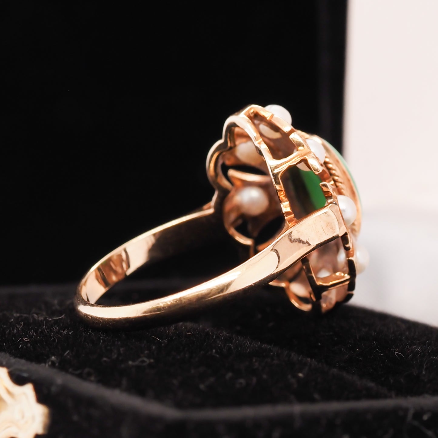 Vintage 1960s 14K Yellow Gold Jade and Pearl Cocktail Ring