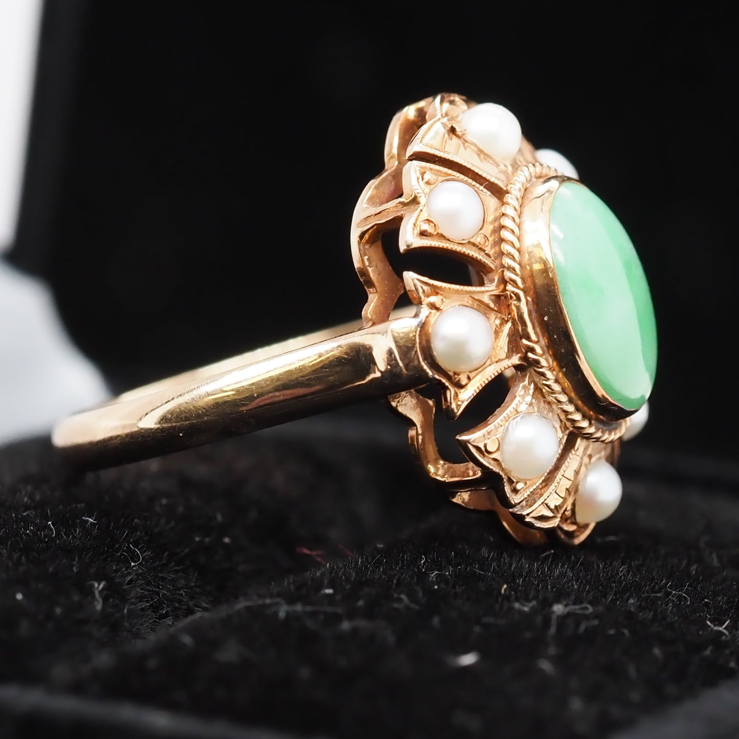 Vintage 1960s 14K Yellow Gold Jade and Pearl Cocktail Ring