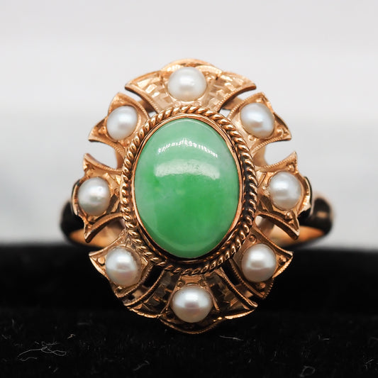 Vintage 1960s 14K Yellow Gold Jade and Pearl Cocktail Ring