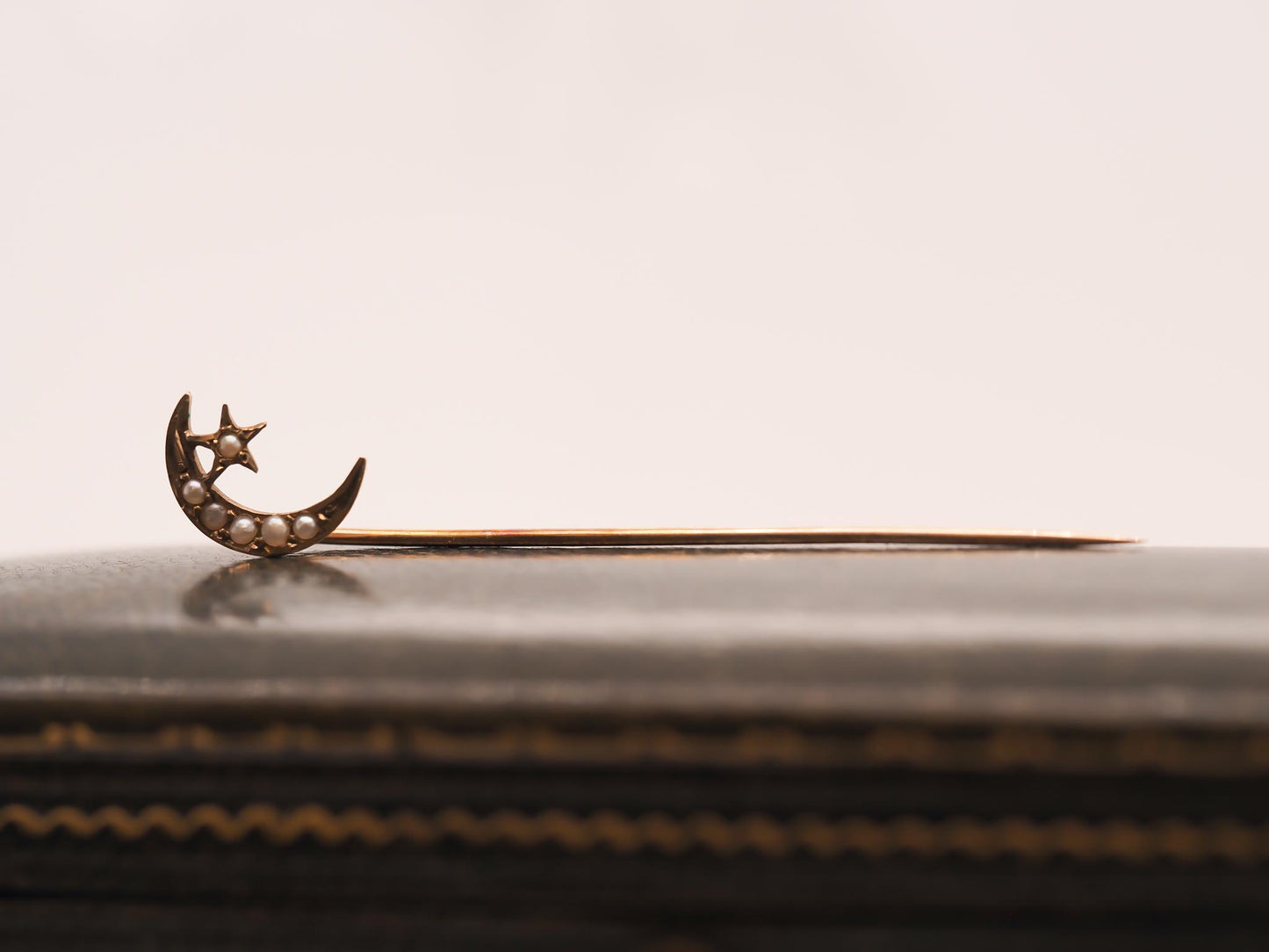 Circa 1900s 14K Yellow Gold and Pearl Moon Stick Pin - VHK#749