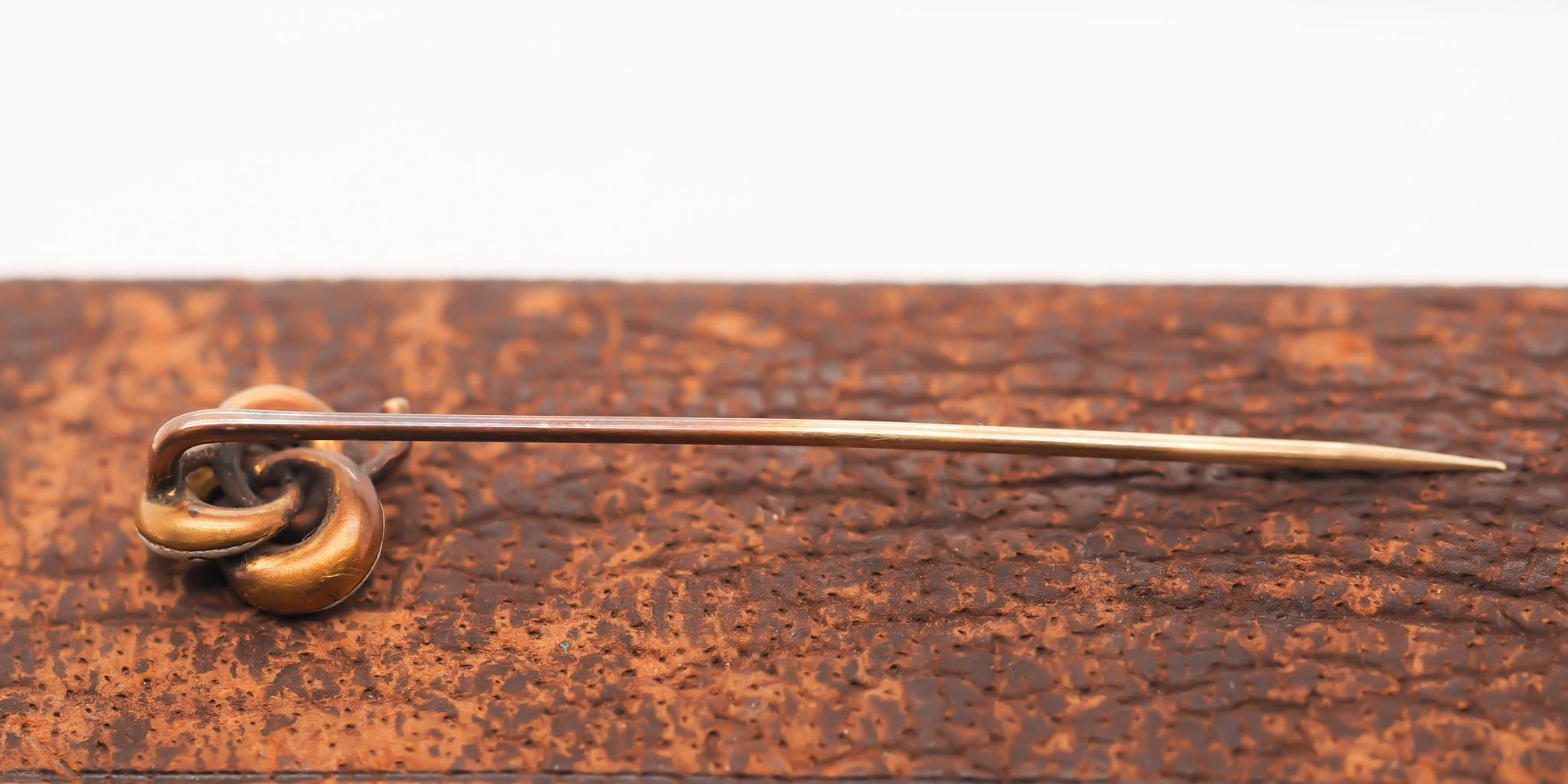 Circa 1900s 14K Yellow Gold Enamel and Diamond Stick Pin - VHK#747